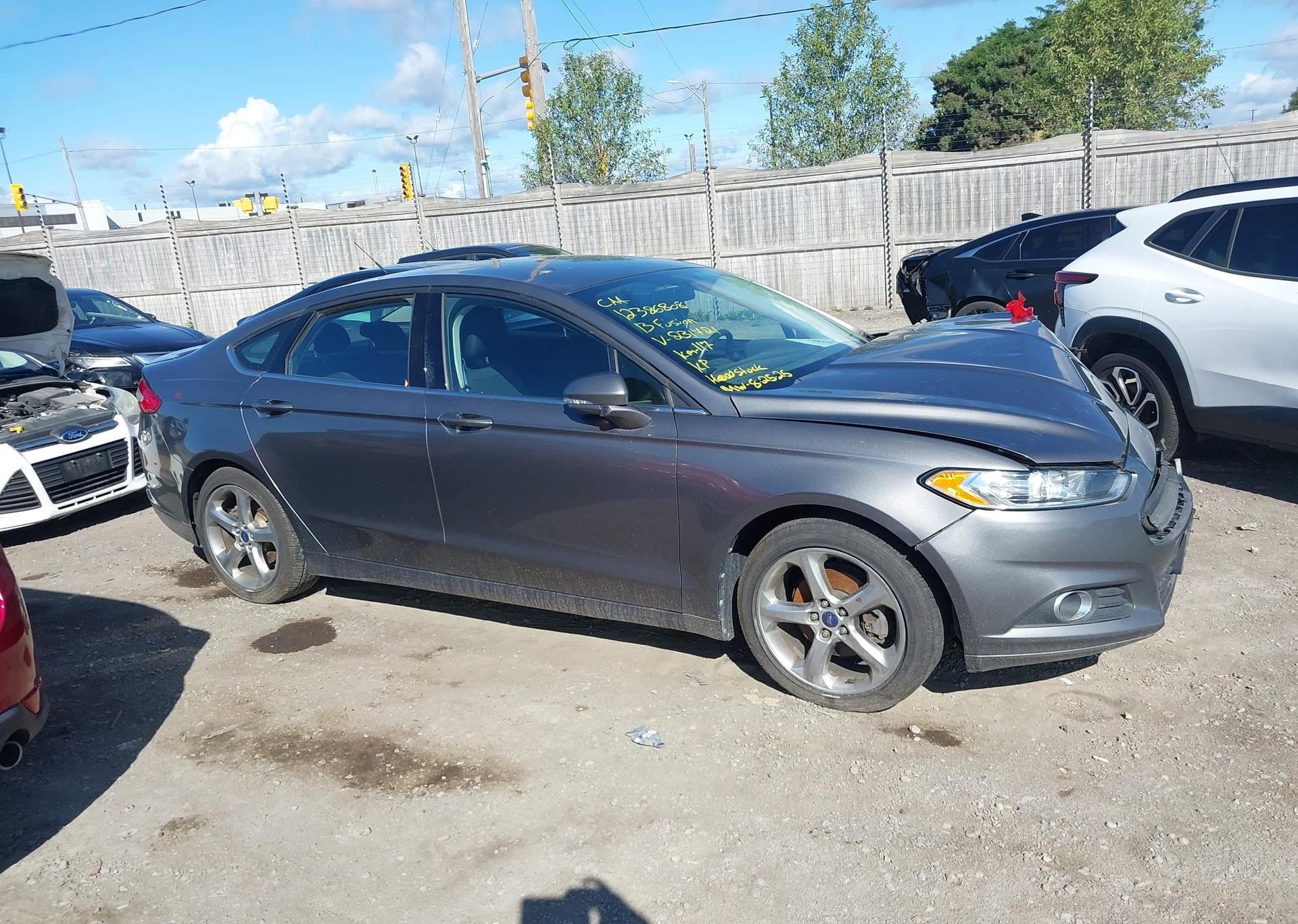 2013 FORD FUSION SE