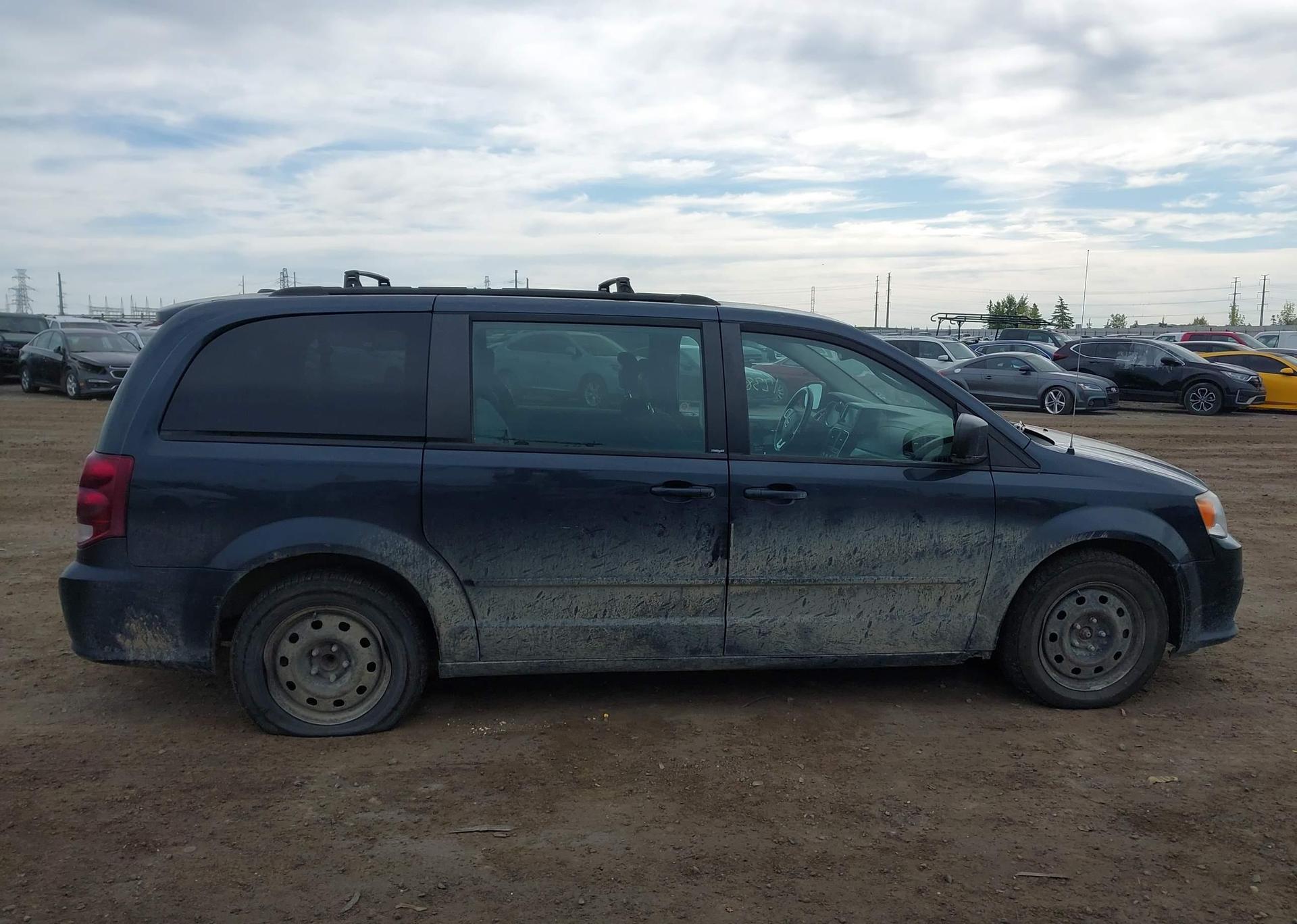 2014 DODGE GRAND CARAVAN SE