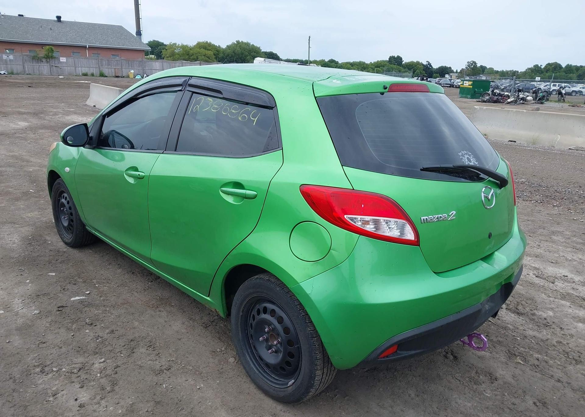 2013 MAZDA MAZDA2 GX