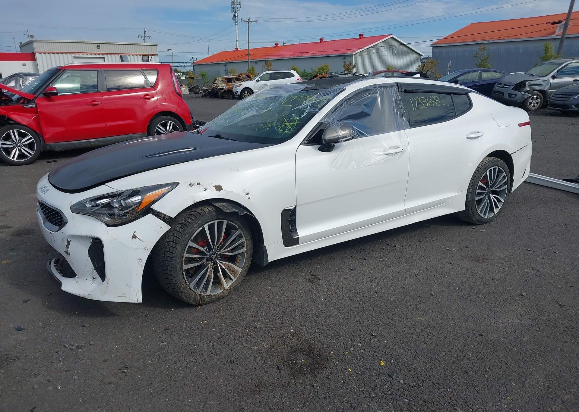 2019 KIA STINGER PREMIUM