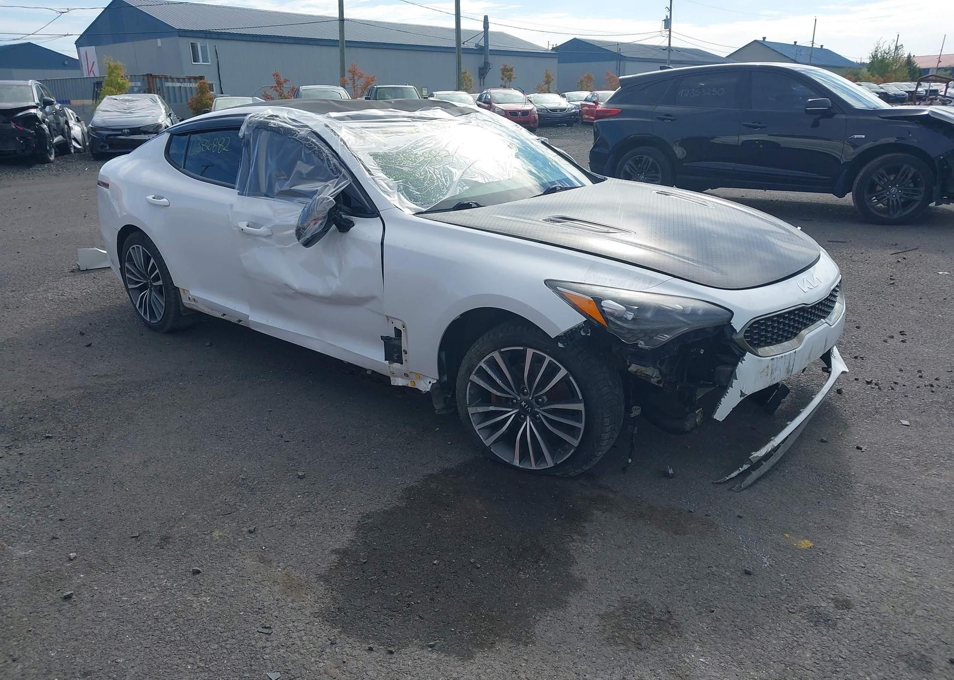 2019 KIA STINGER PREMIUM