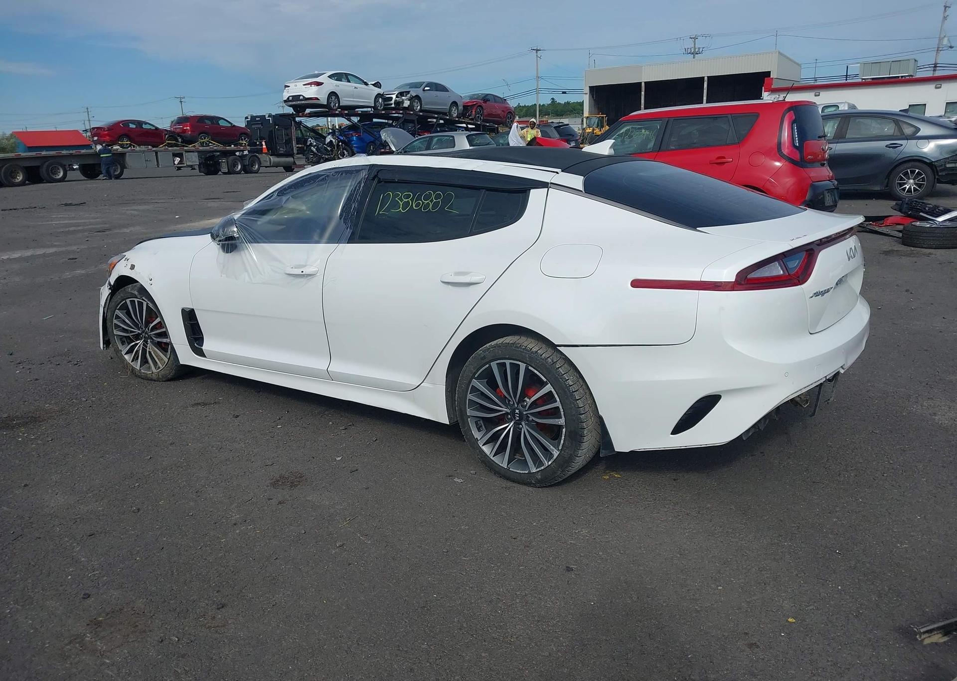 2019 KIA STINGER PREMIUM