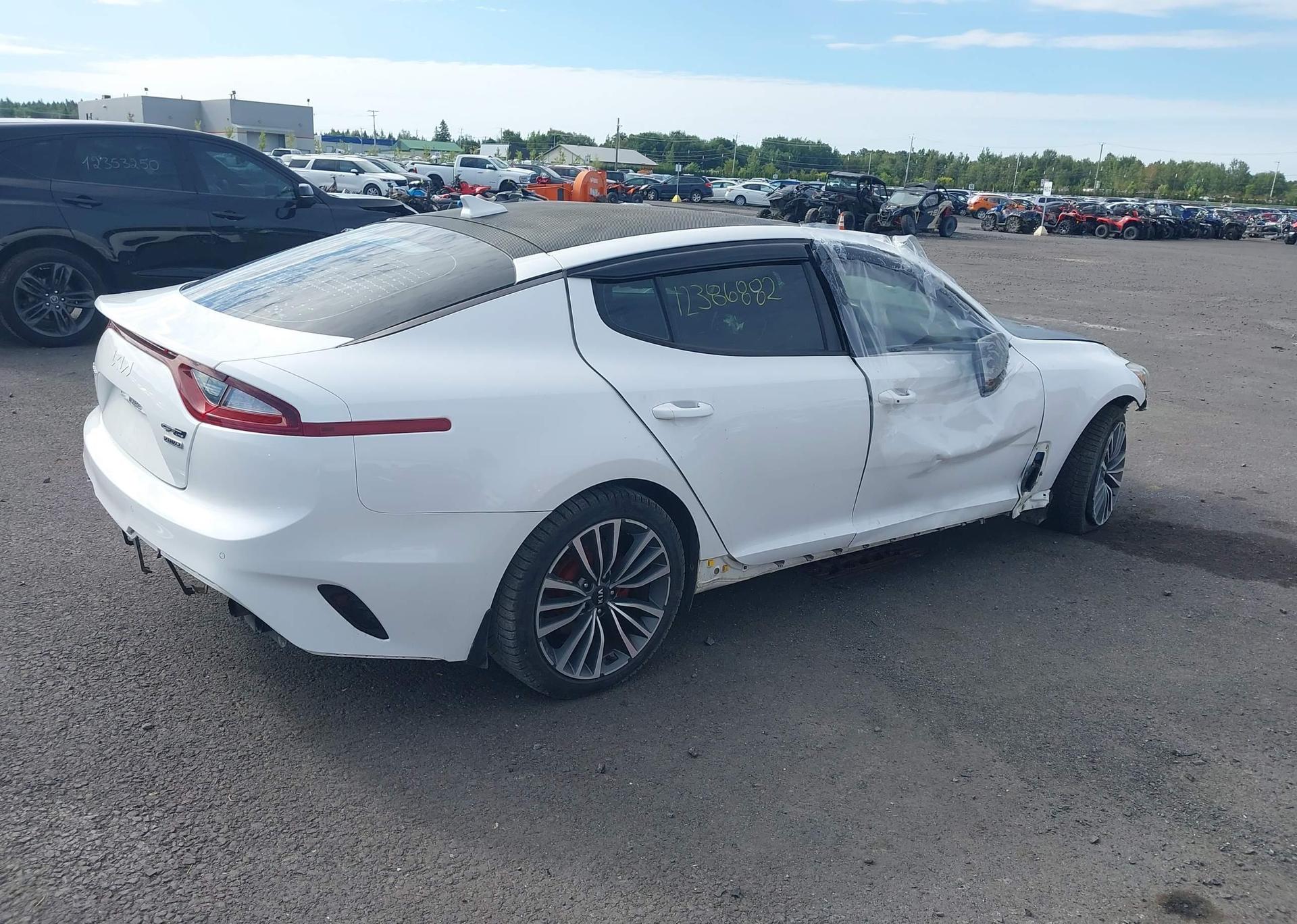 2019 KIA STINGER PREMIUM