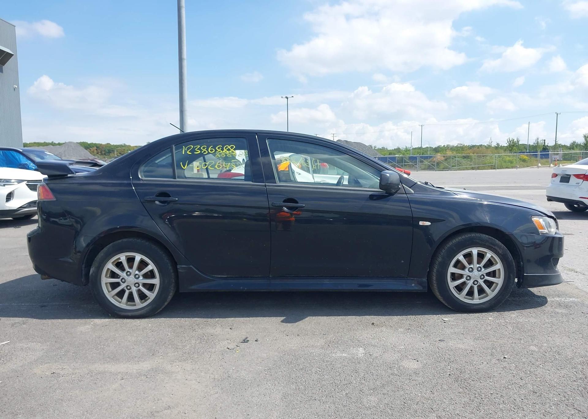 2013 MITSUBISHI LANCER