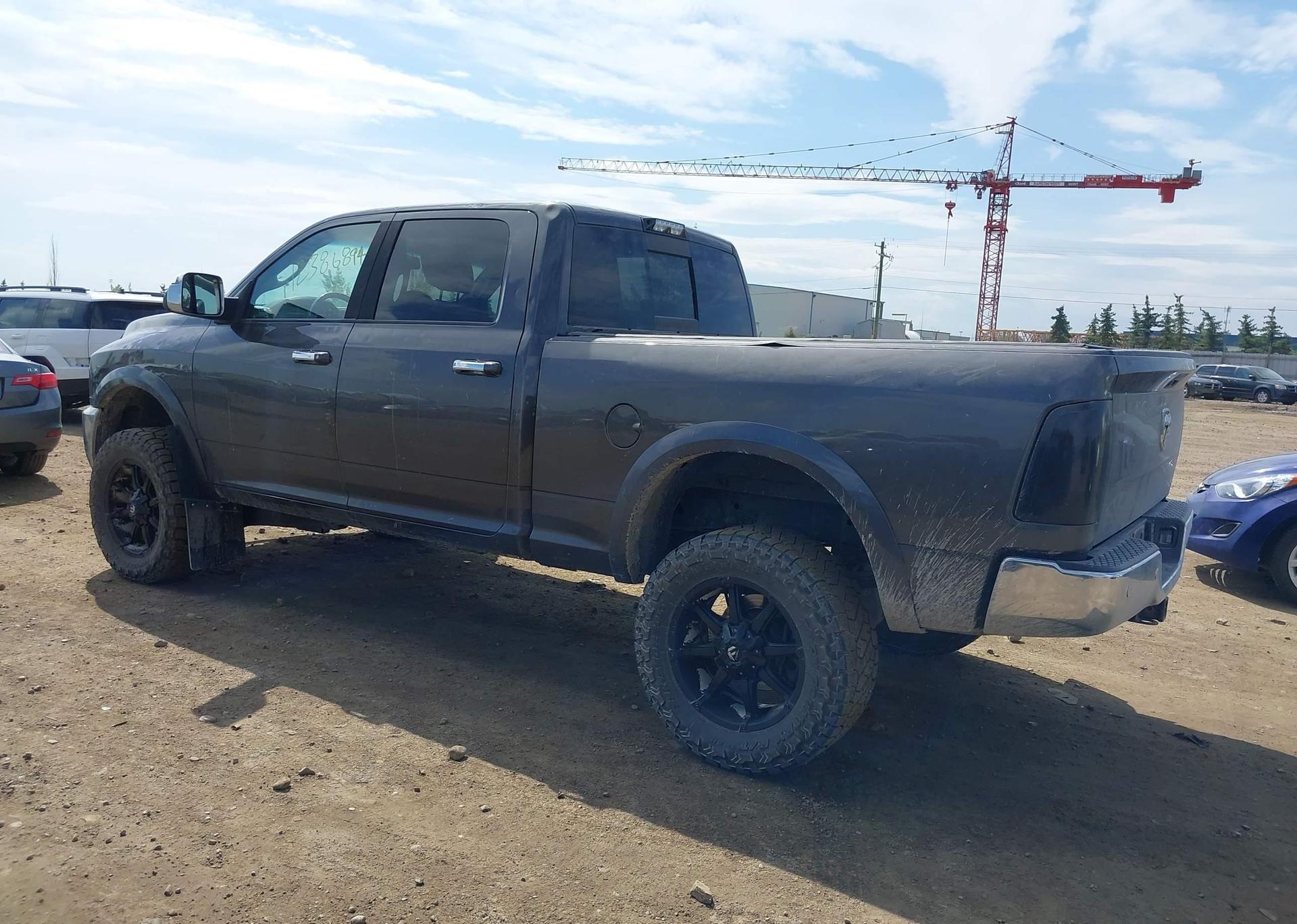 2016 RAM 3500 LARAMIE