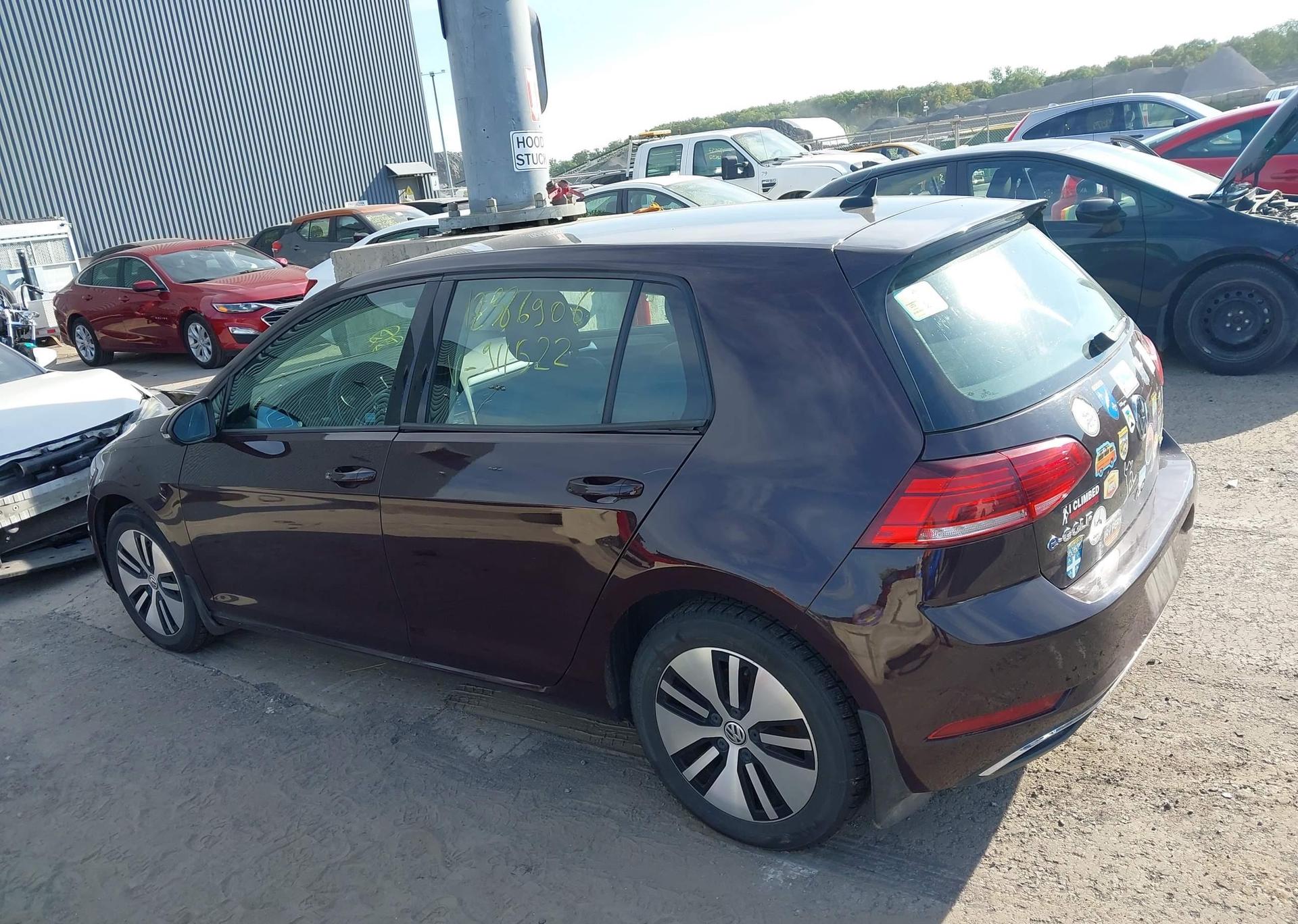 2018 VOLKSWAGEN E-GOLF SEL PREMIUM