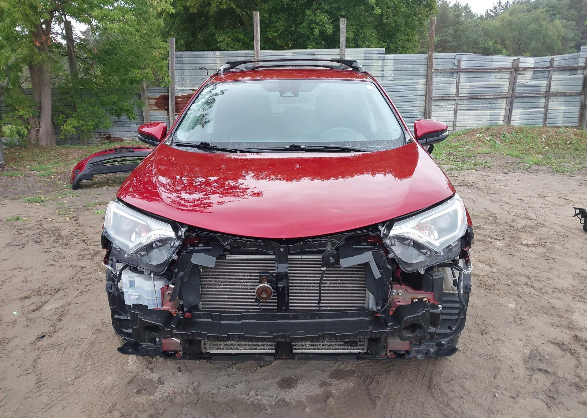 2018 TOYOTA RAV4 LE