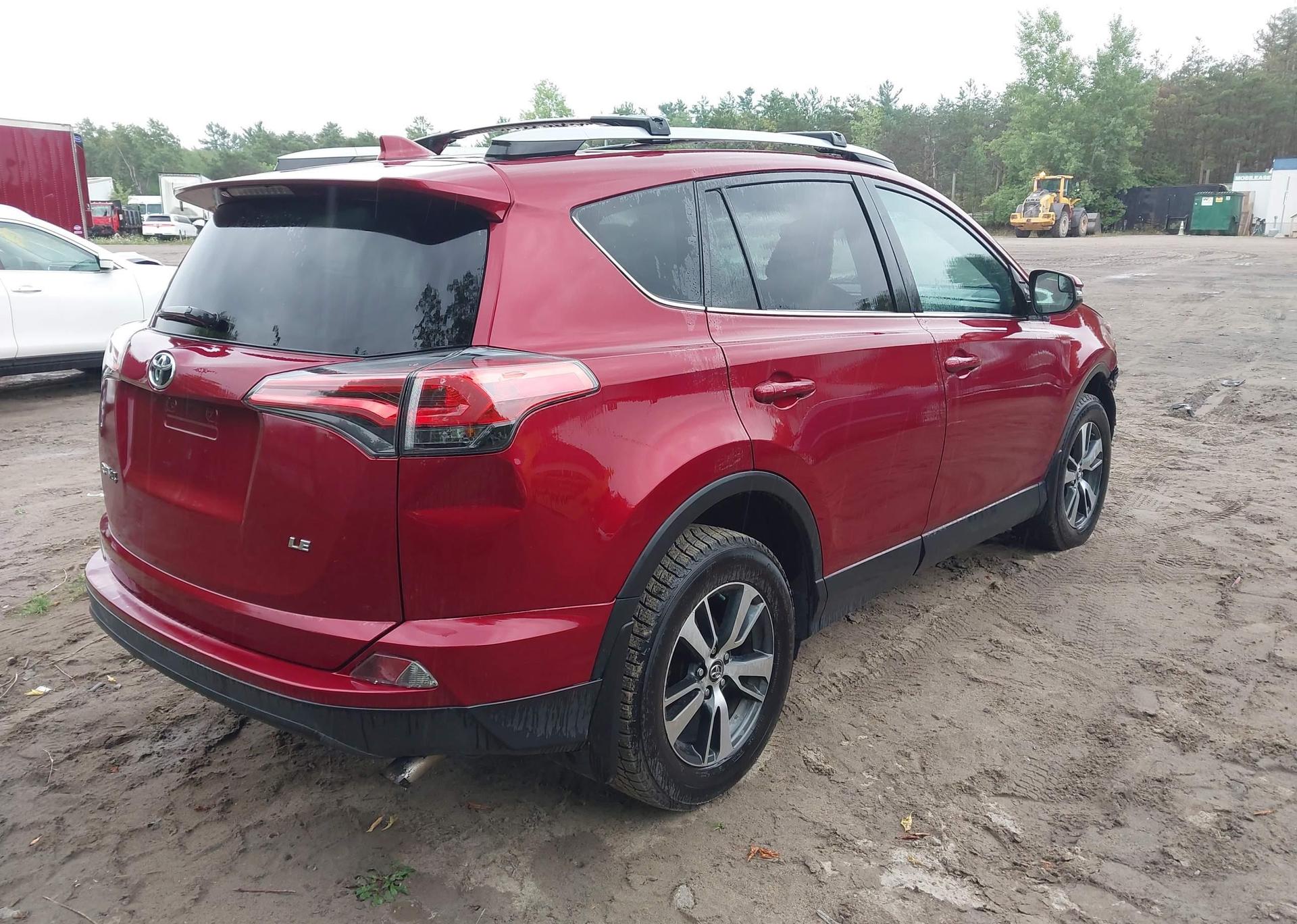 2018 TOYOTA RAV4 LE