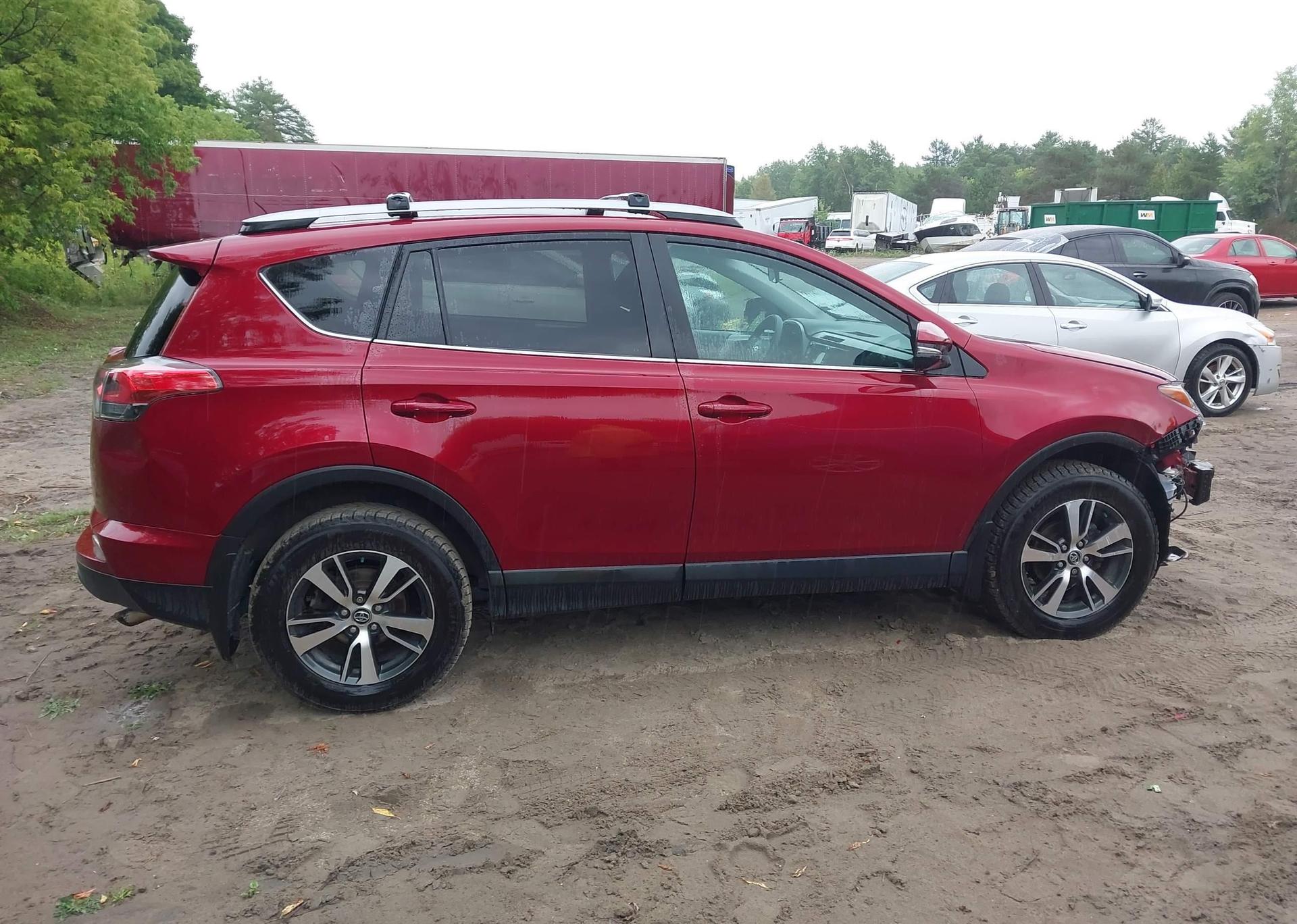 2018 TOYOTA RAV4 LE