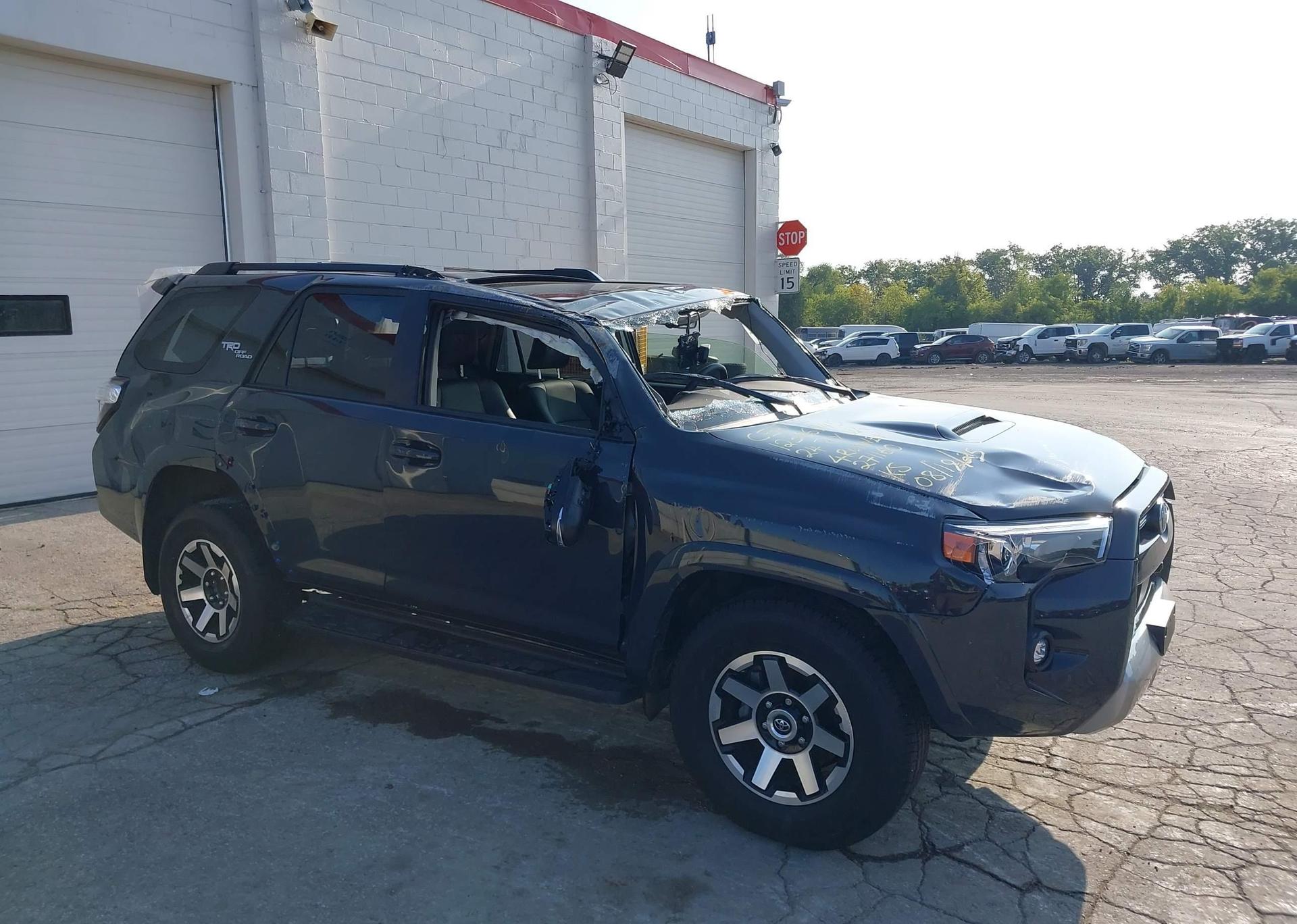 2024 TOYOTA 4RUNNER