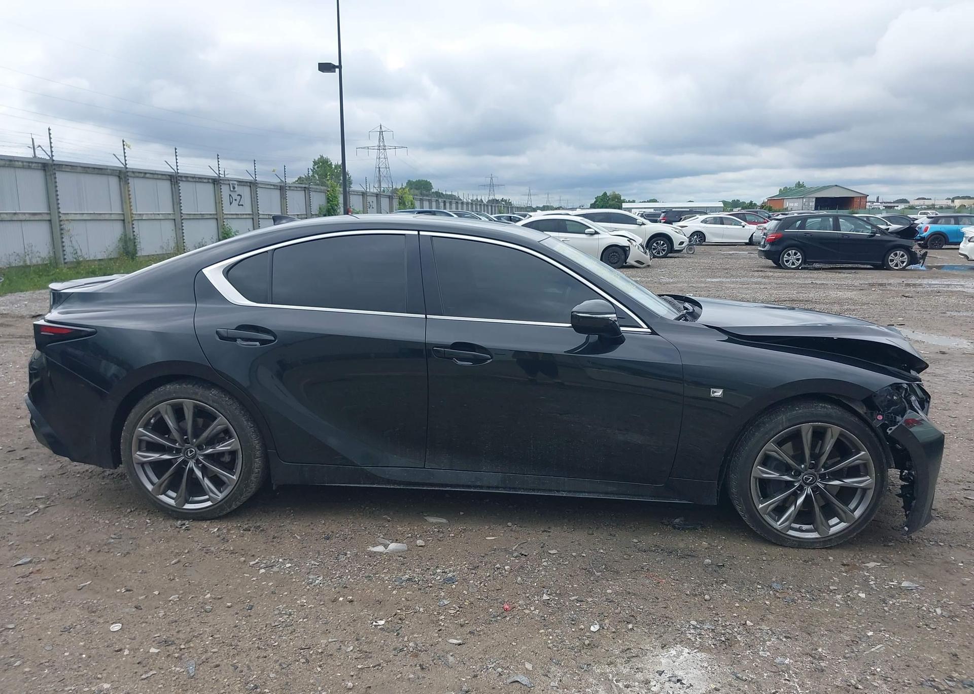 2021 LEXUS IS 300