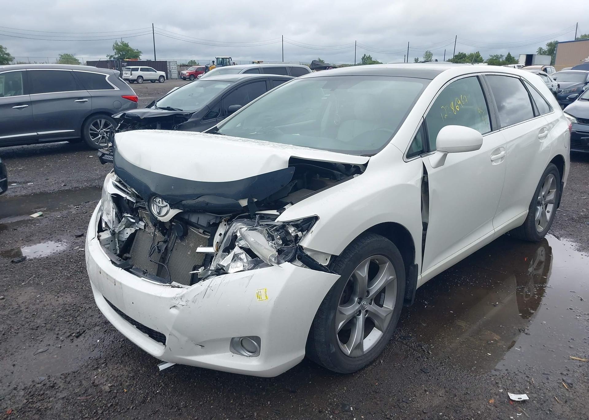 2011 TOYOTA VENZA BASE V6