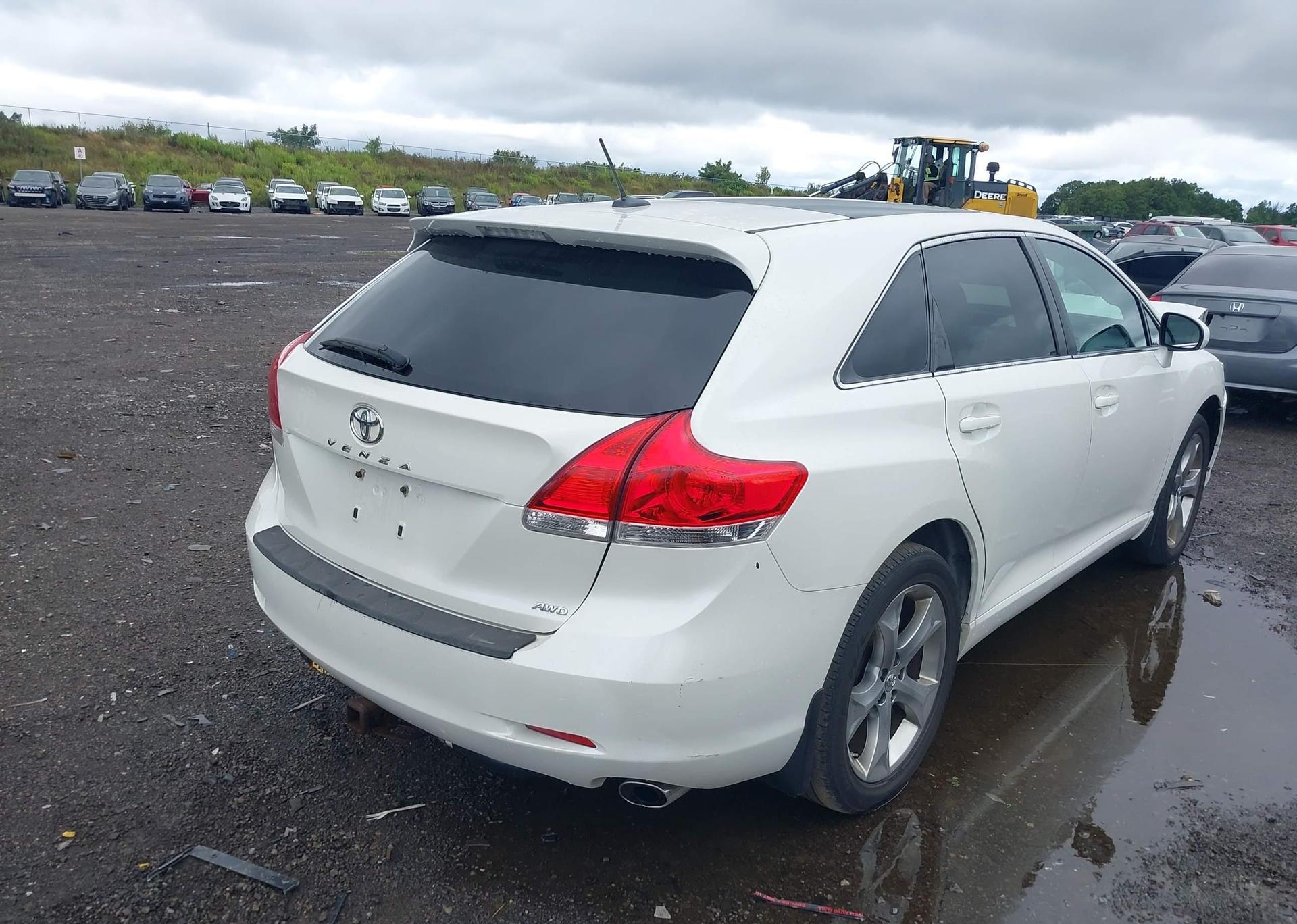 2011 TOYOTA VENZA BASE V6