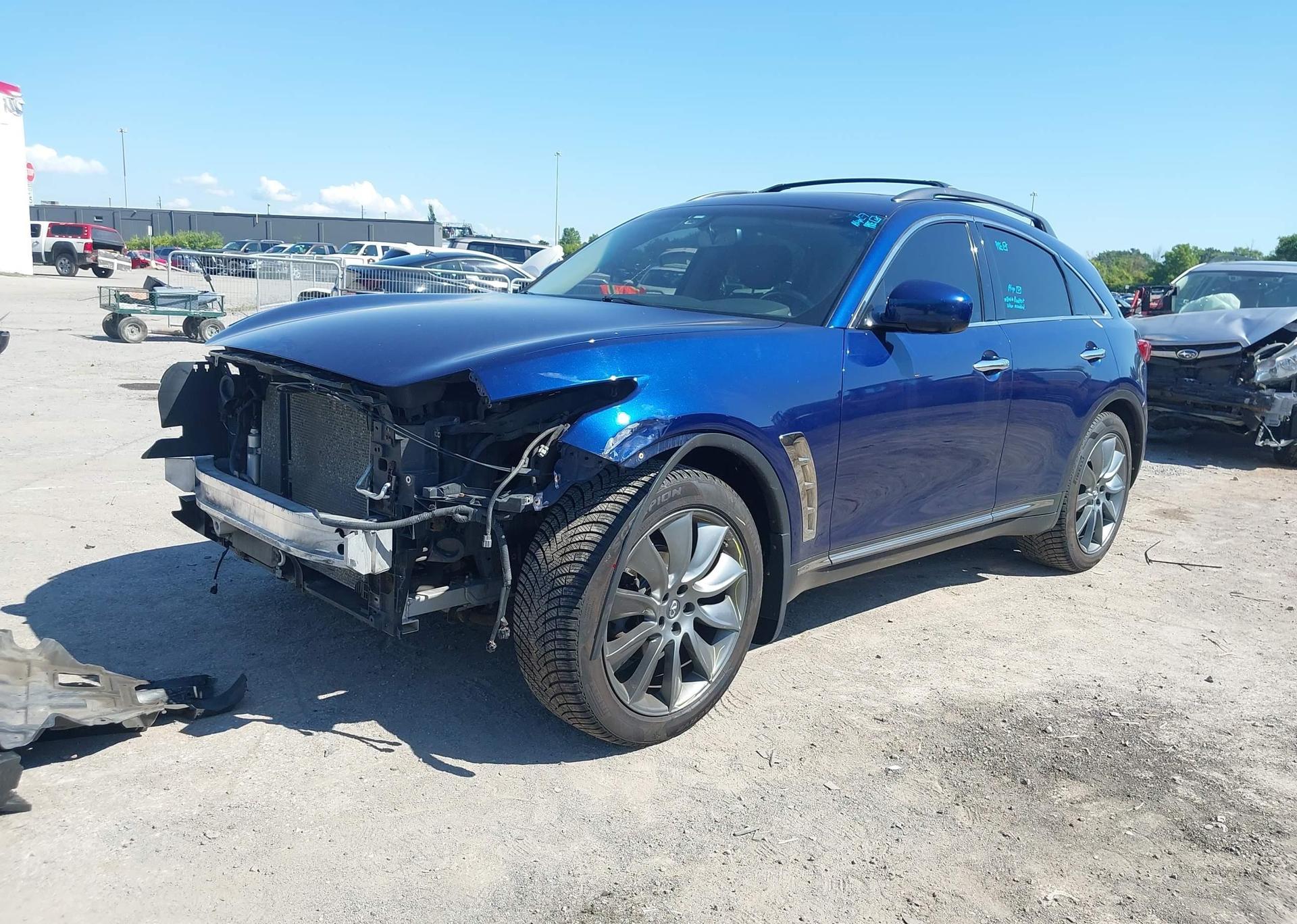 2012 INFINITI FX35