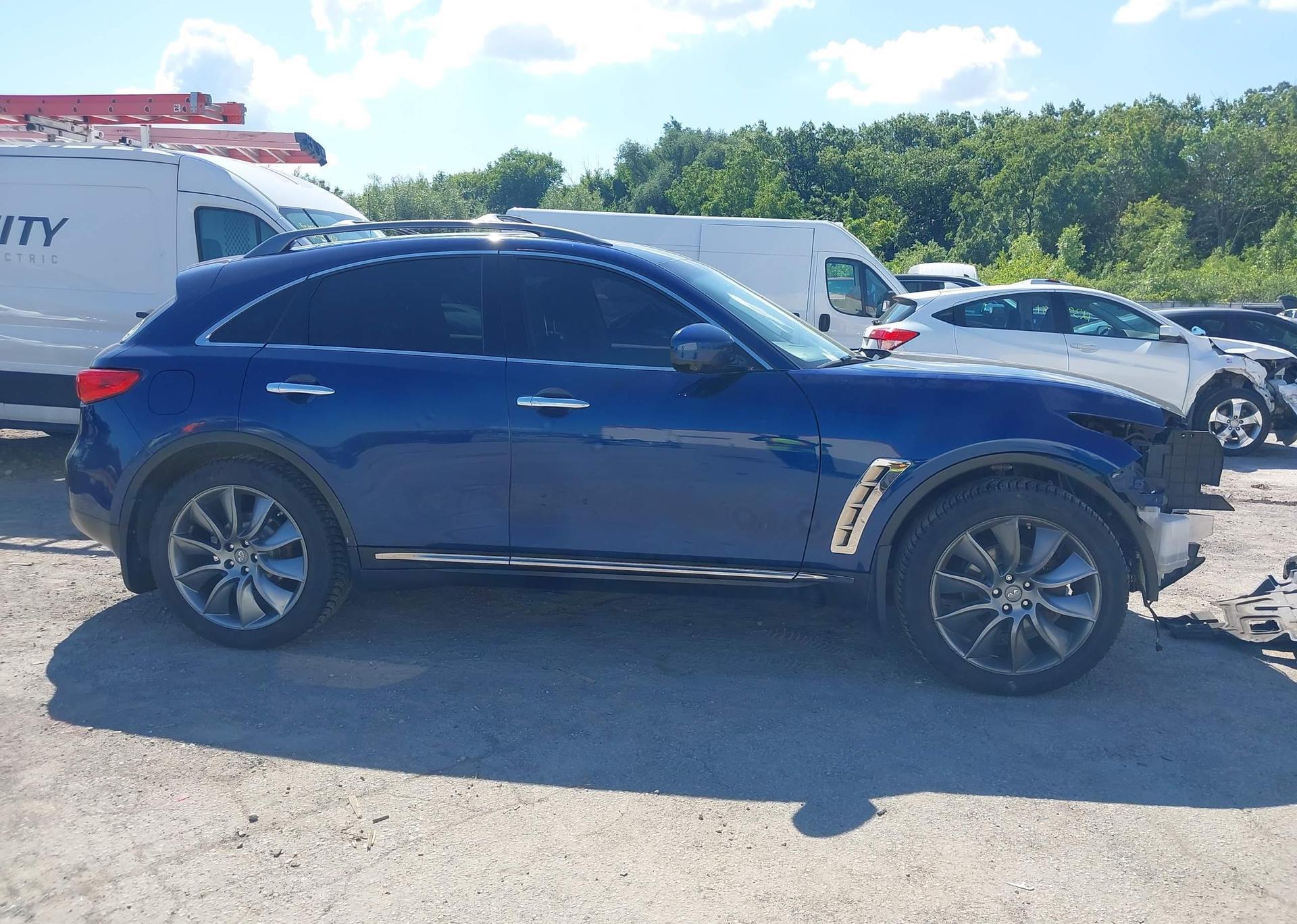 2012 INFINITI FX35