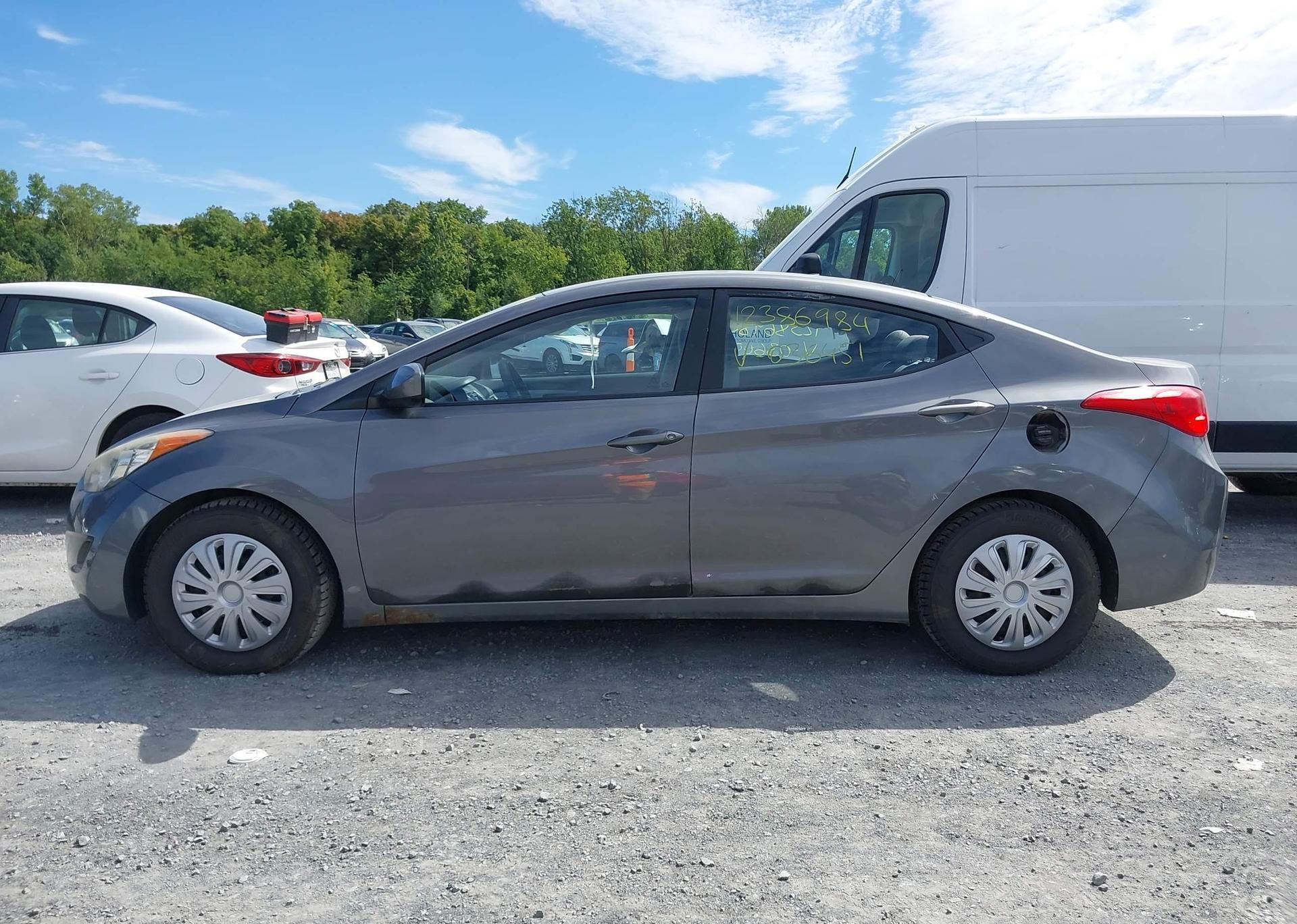 2011 HYUNDAI ELANTRA GLS