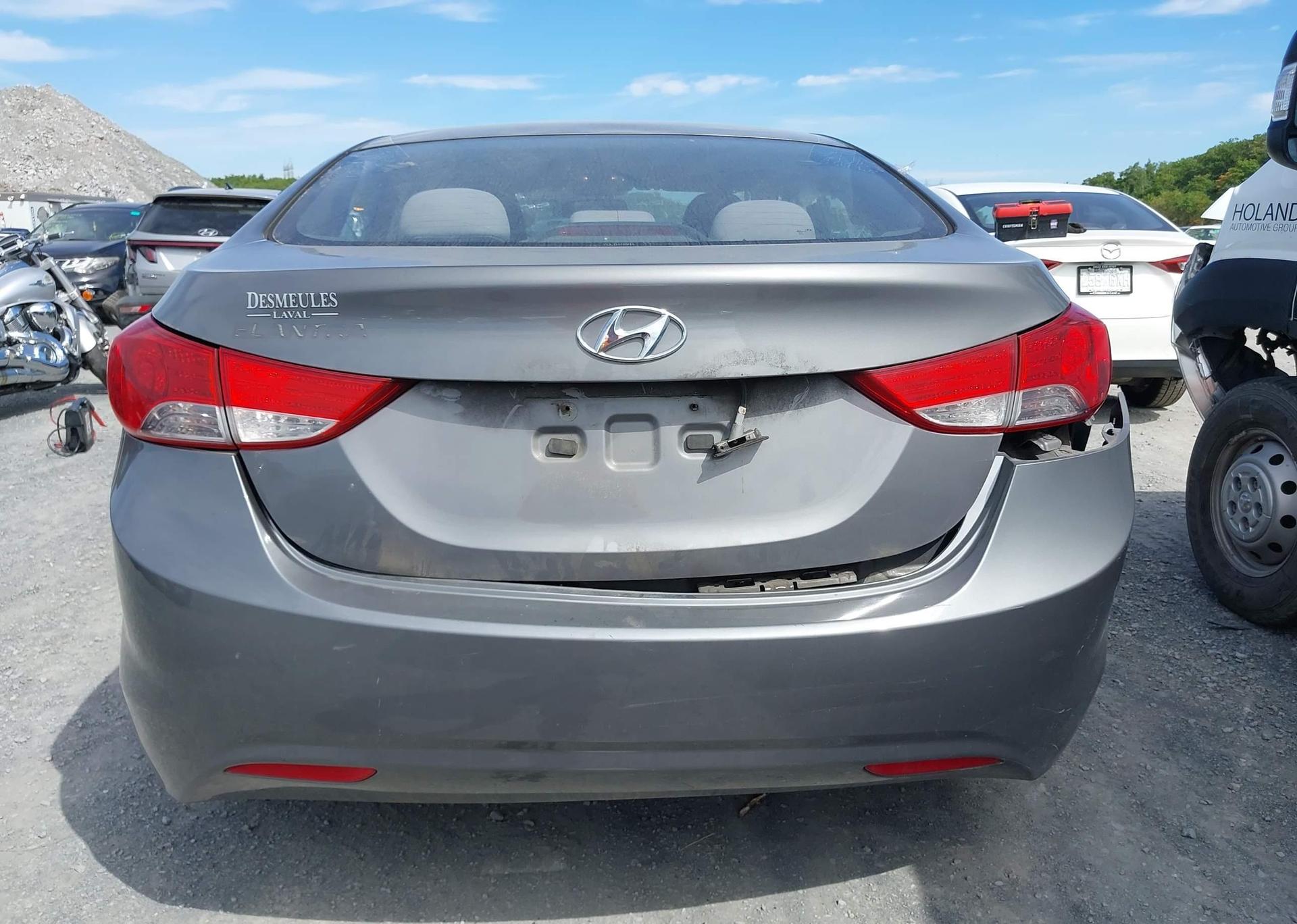 2011 HYUNDAI ELANTRA GLS