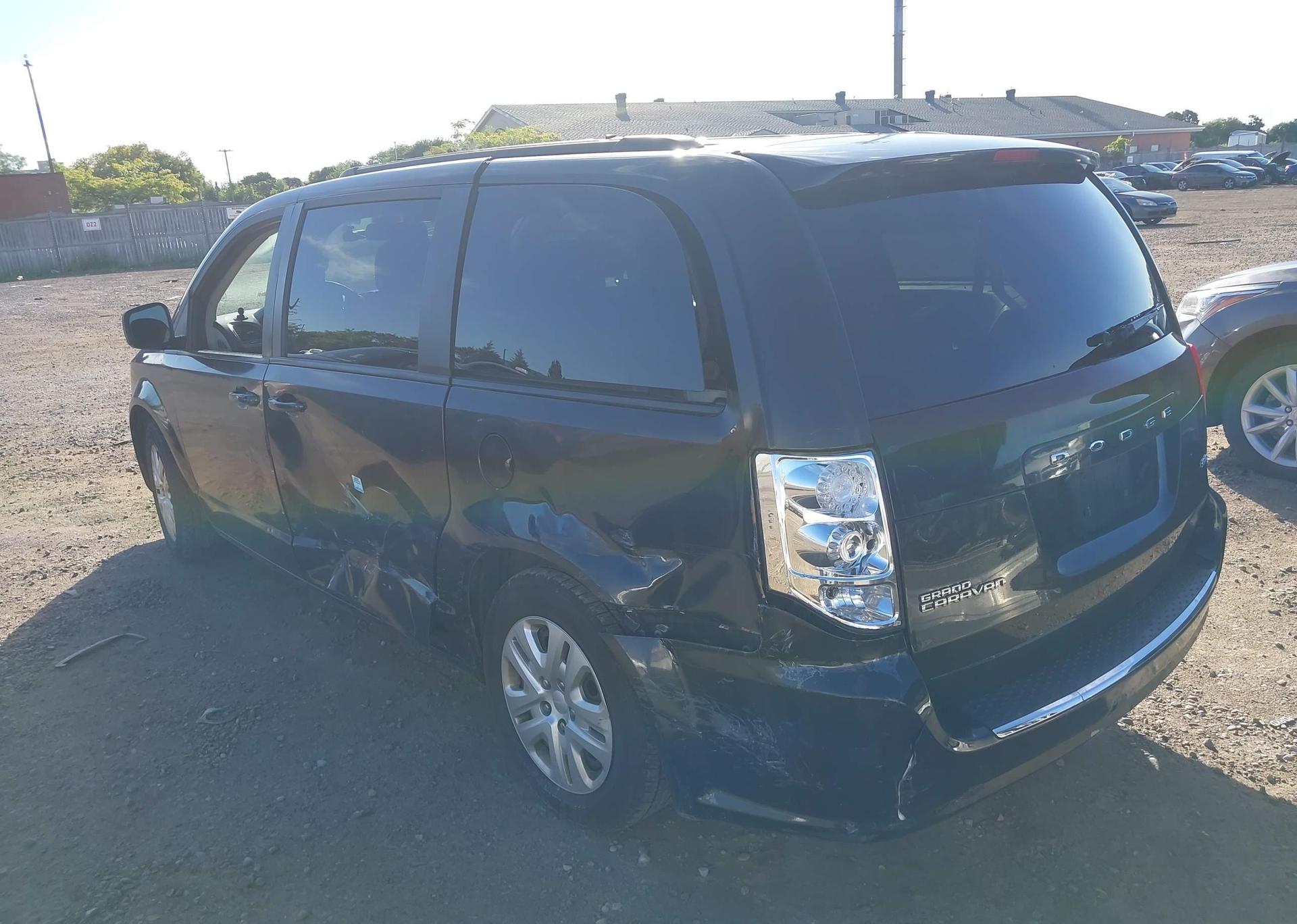 2018 DODGE GRAND CARAVAN SE