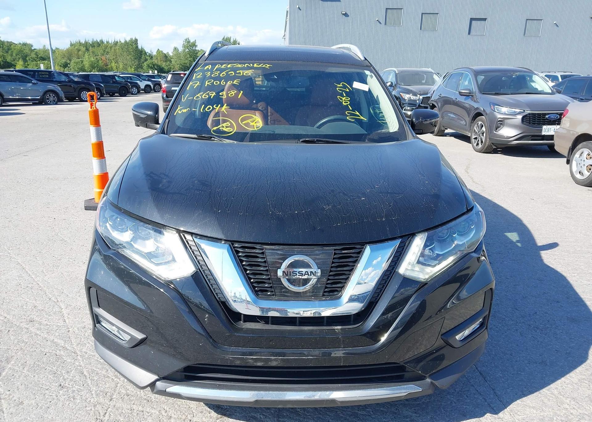 2017 NISSAN ROGUE SV