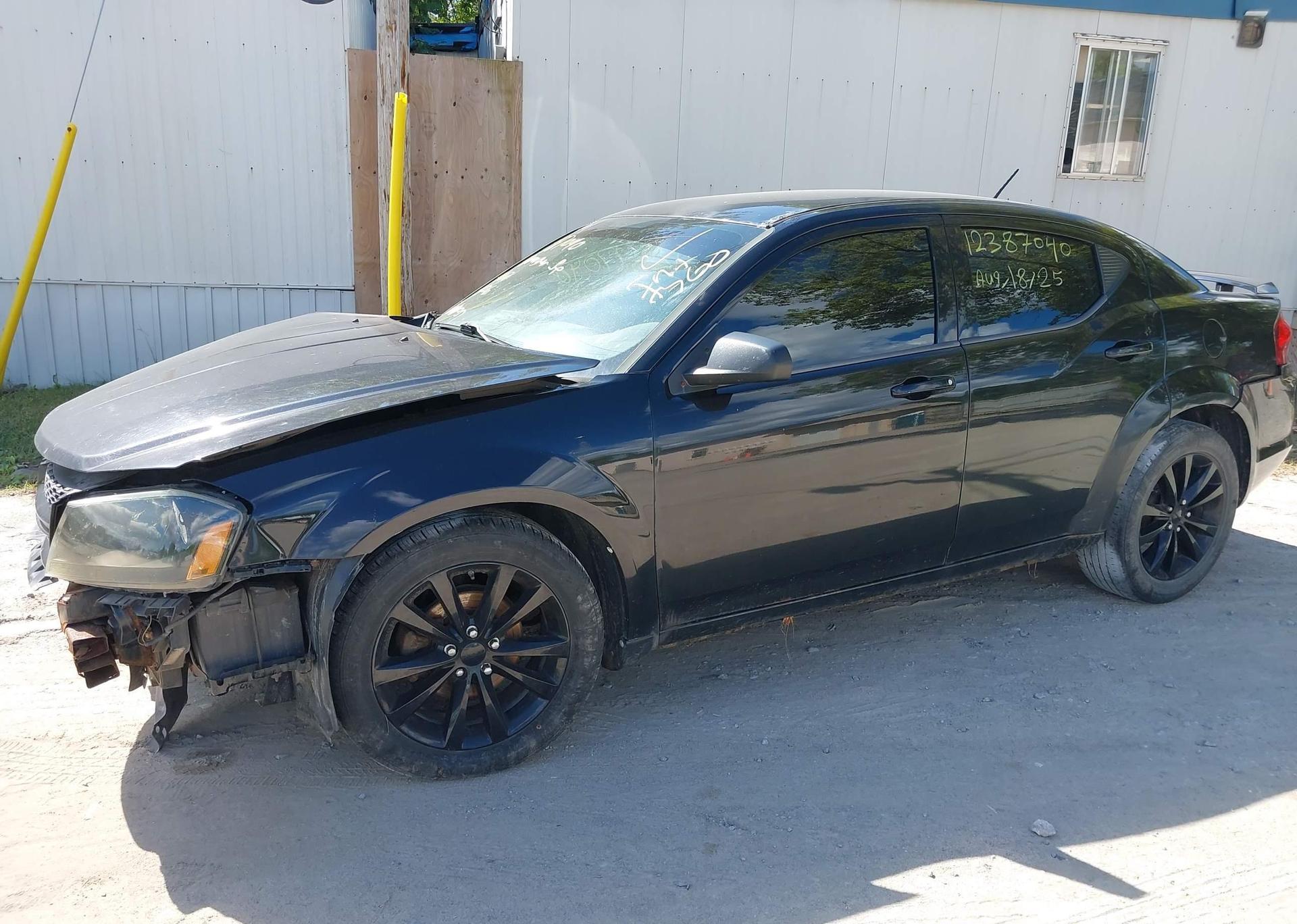 2013 DODGE AVENGER SE