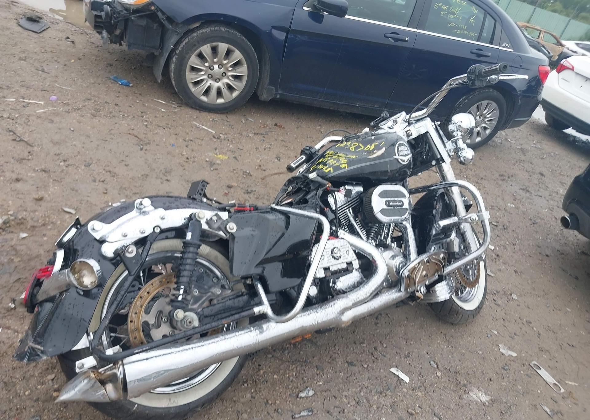 2010 HARLEY-DAVIDSON FLHRC