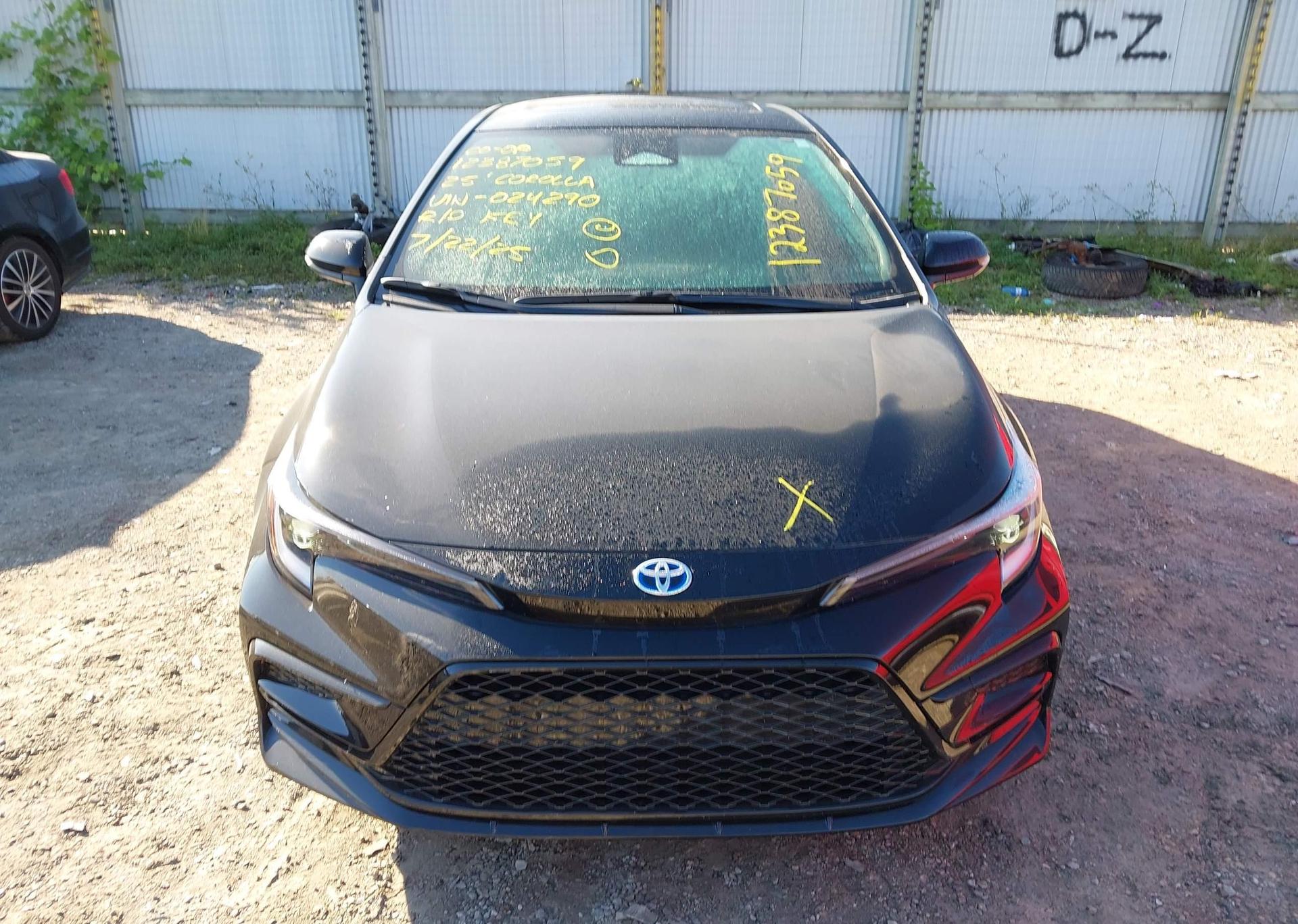 2025 TOYOTA COROLLA HYBRID SE