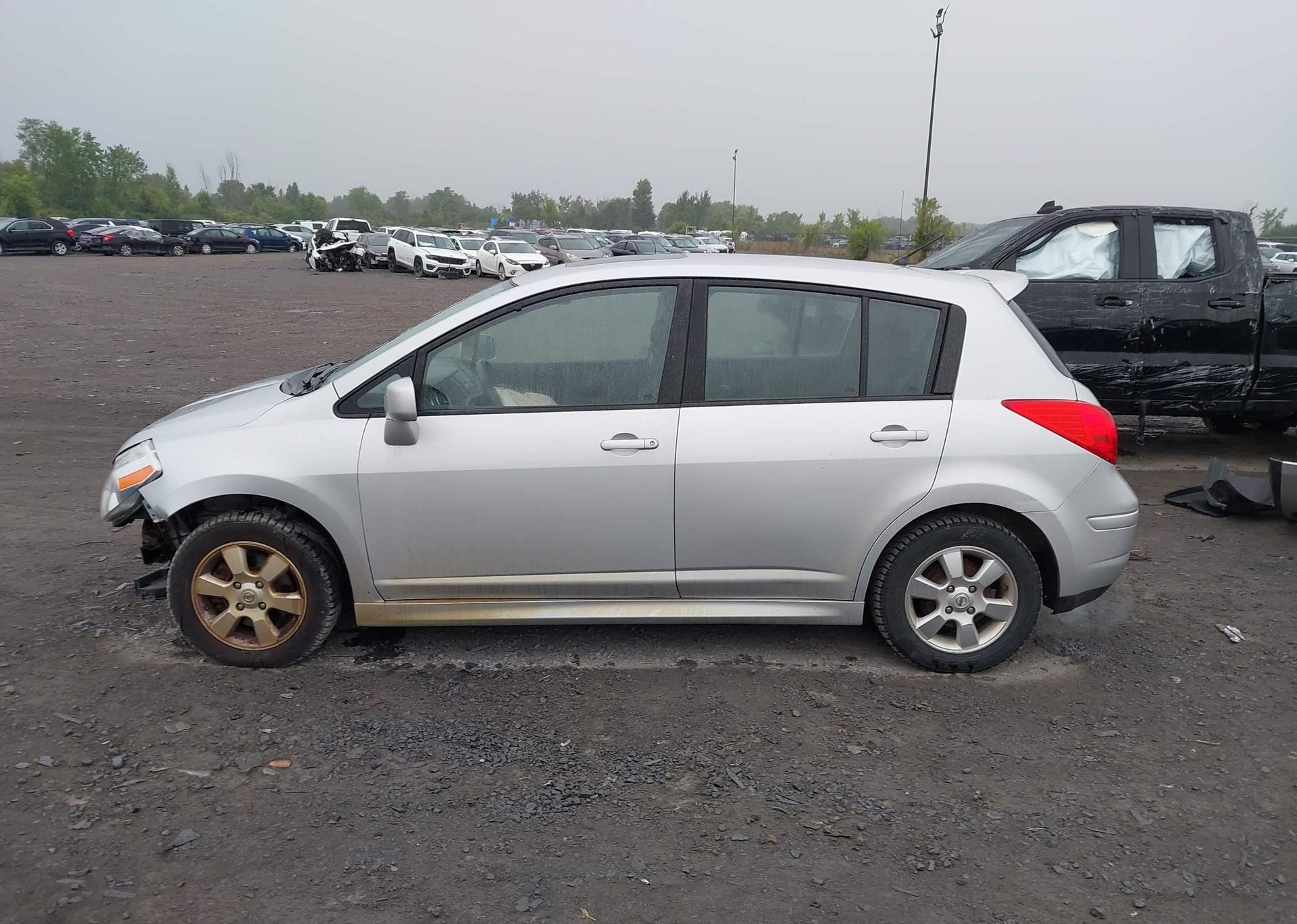 2012 NISSAN VERSA
