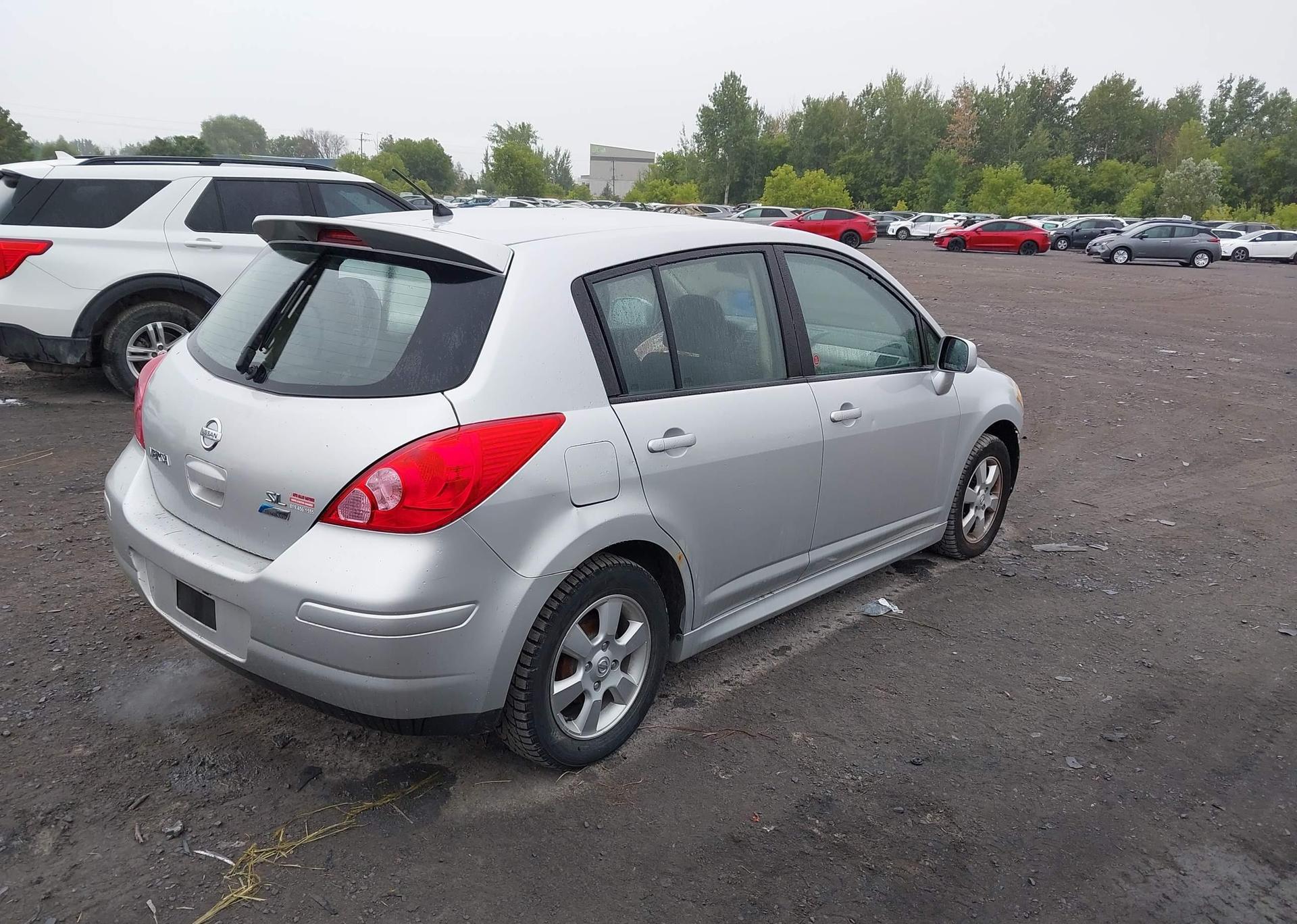 2012 NISSAN VERSA