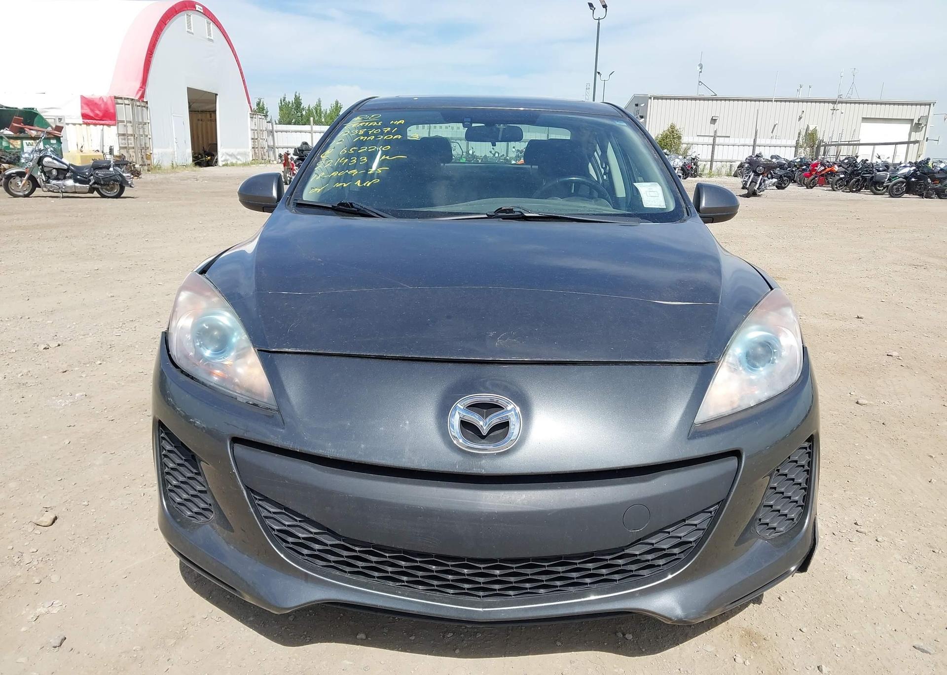2012 MAZDA 3 I