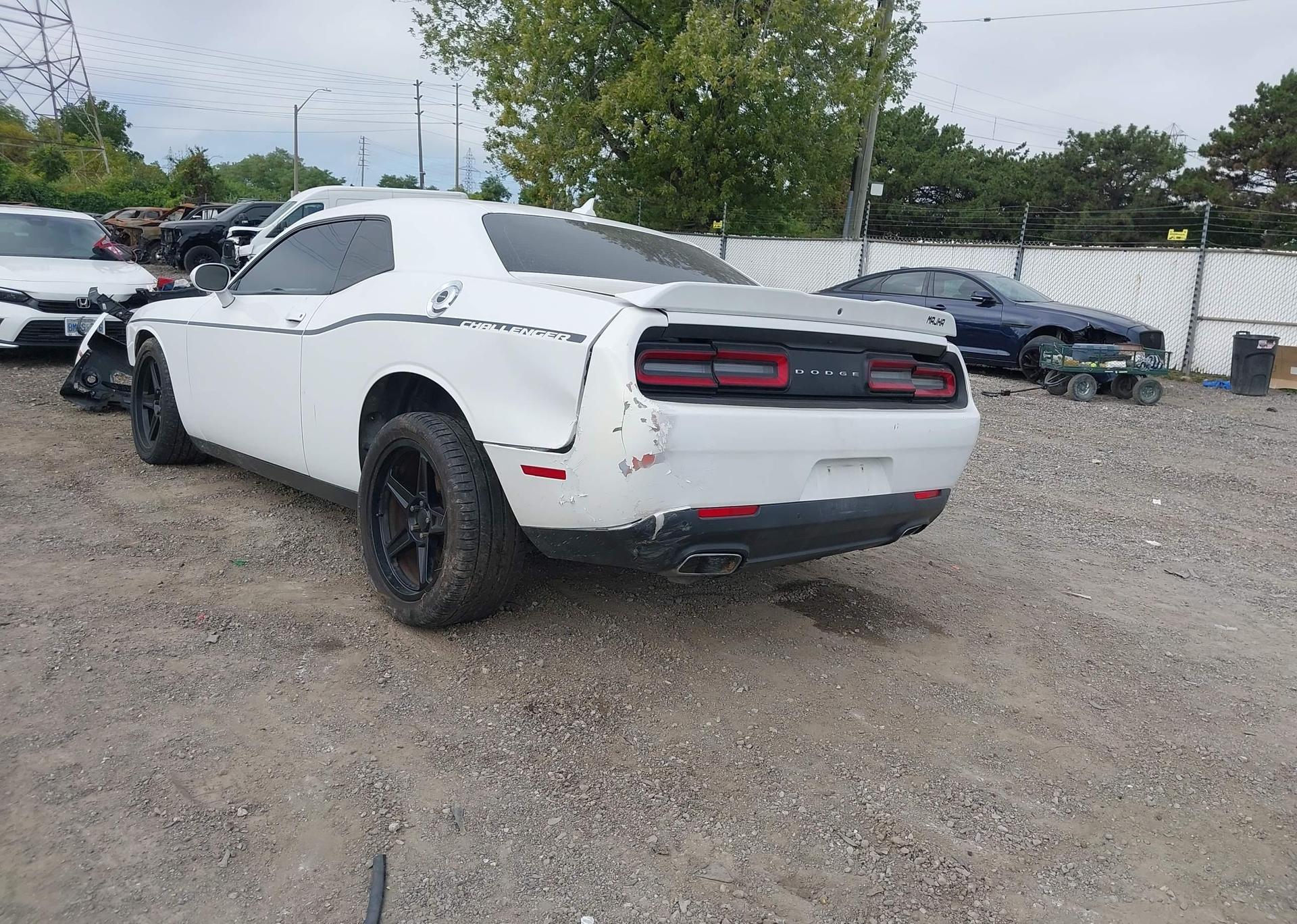 2018 DODGE CHALLENGER SXT