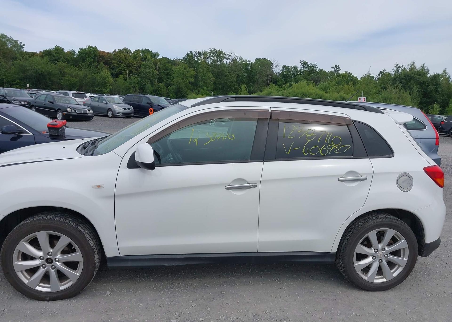 2015 MITSUBISHI RVR GT