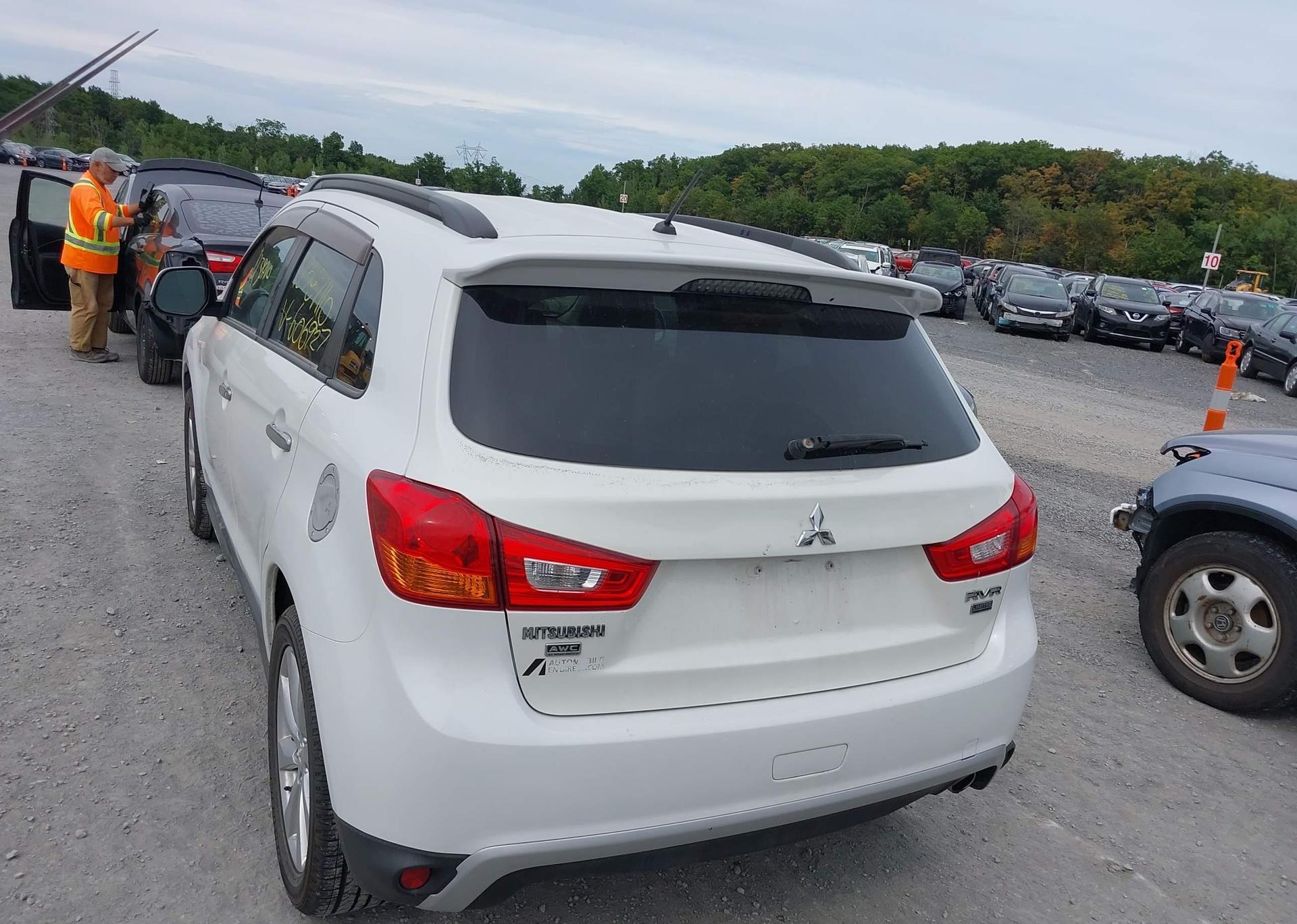 2015 MITSUBISHI RVR GT