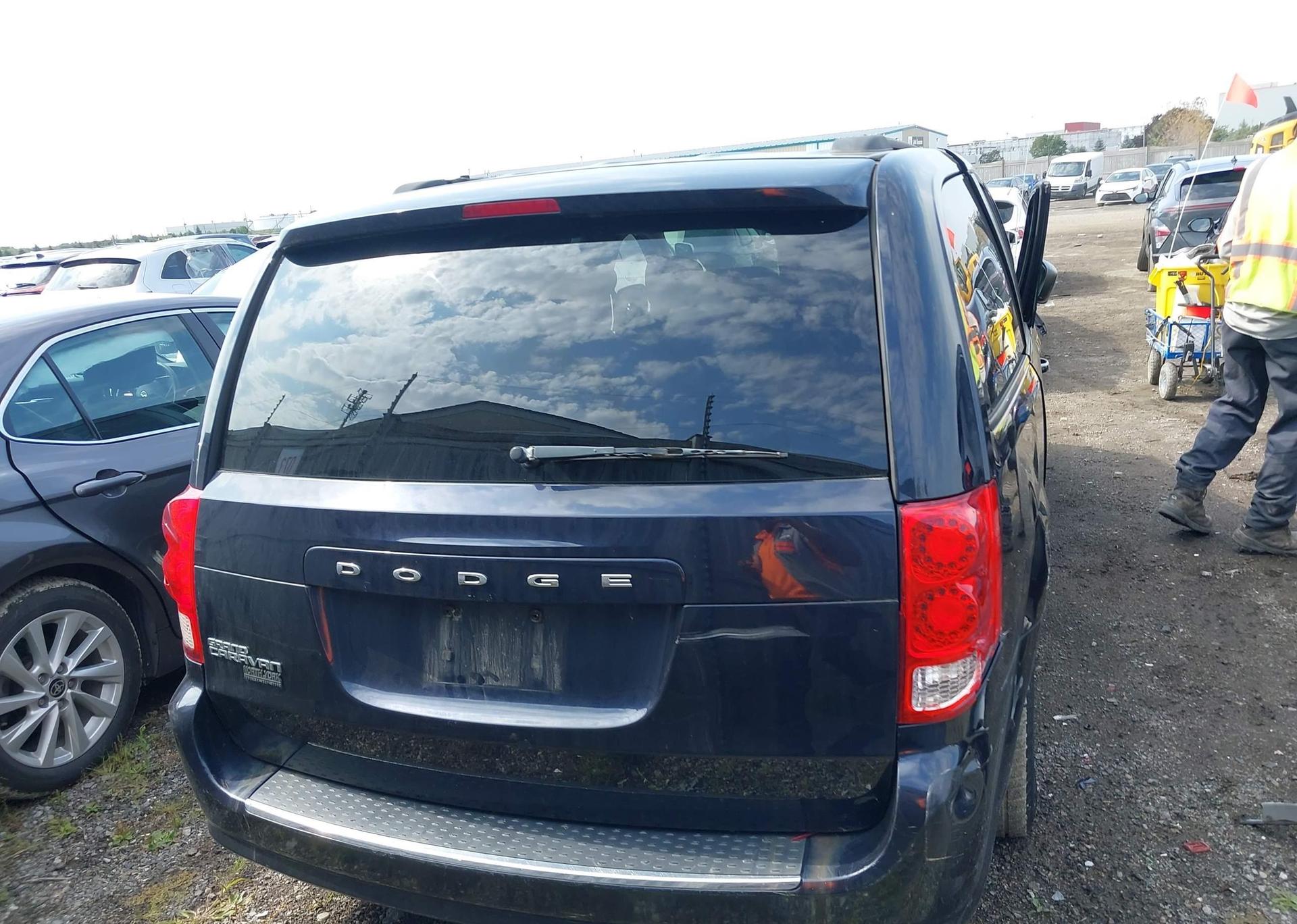 2011 DODGE GRAND CARAVAN