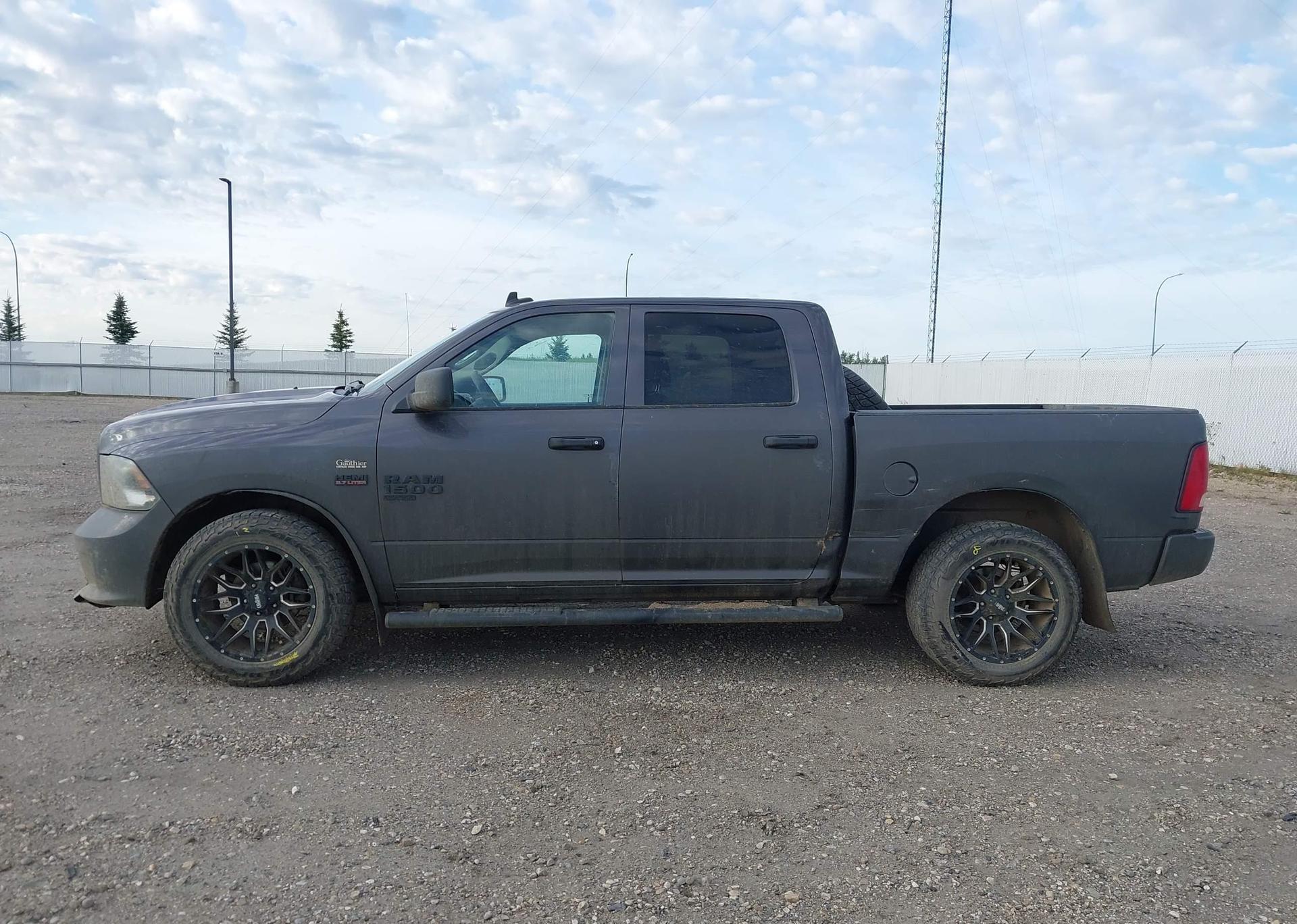 2020 RAM 1500 CLASSIC TRADESMAN