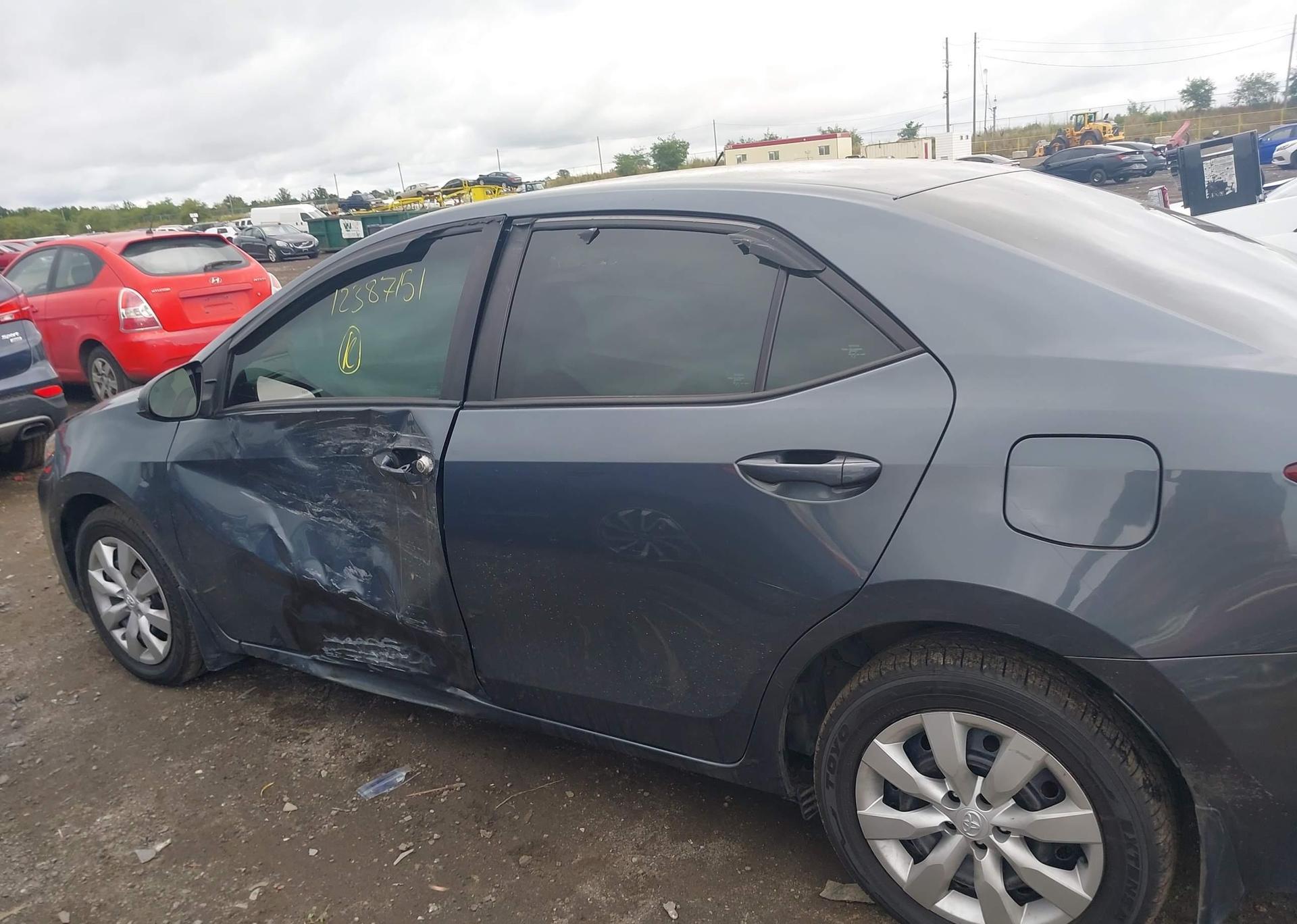 2014 TOYOTA COROLLA LE