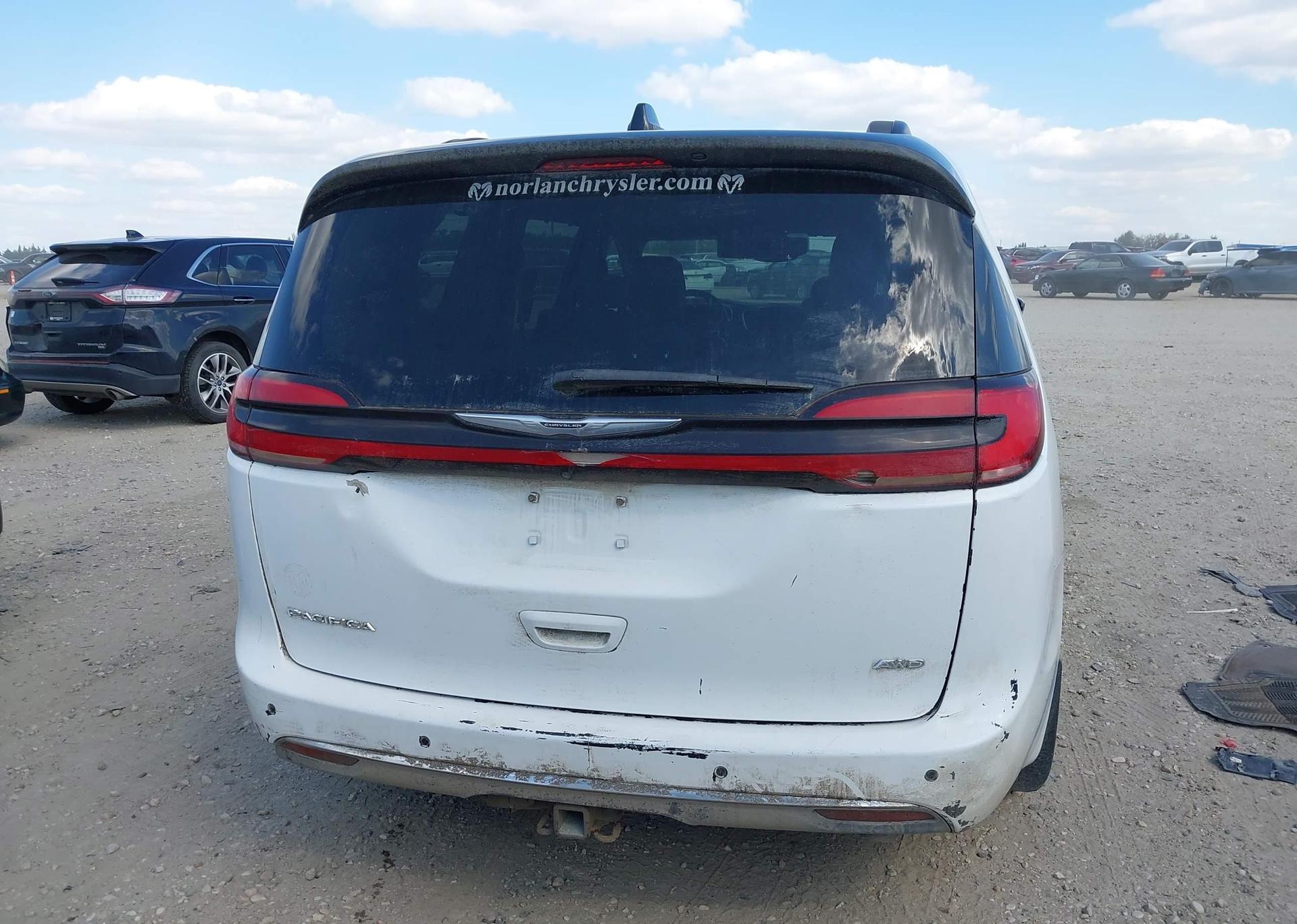 2021 CHRYSLER PACIFICA TOURING
