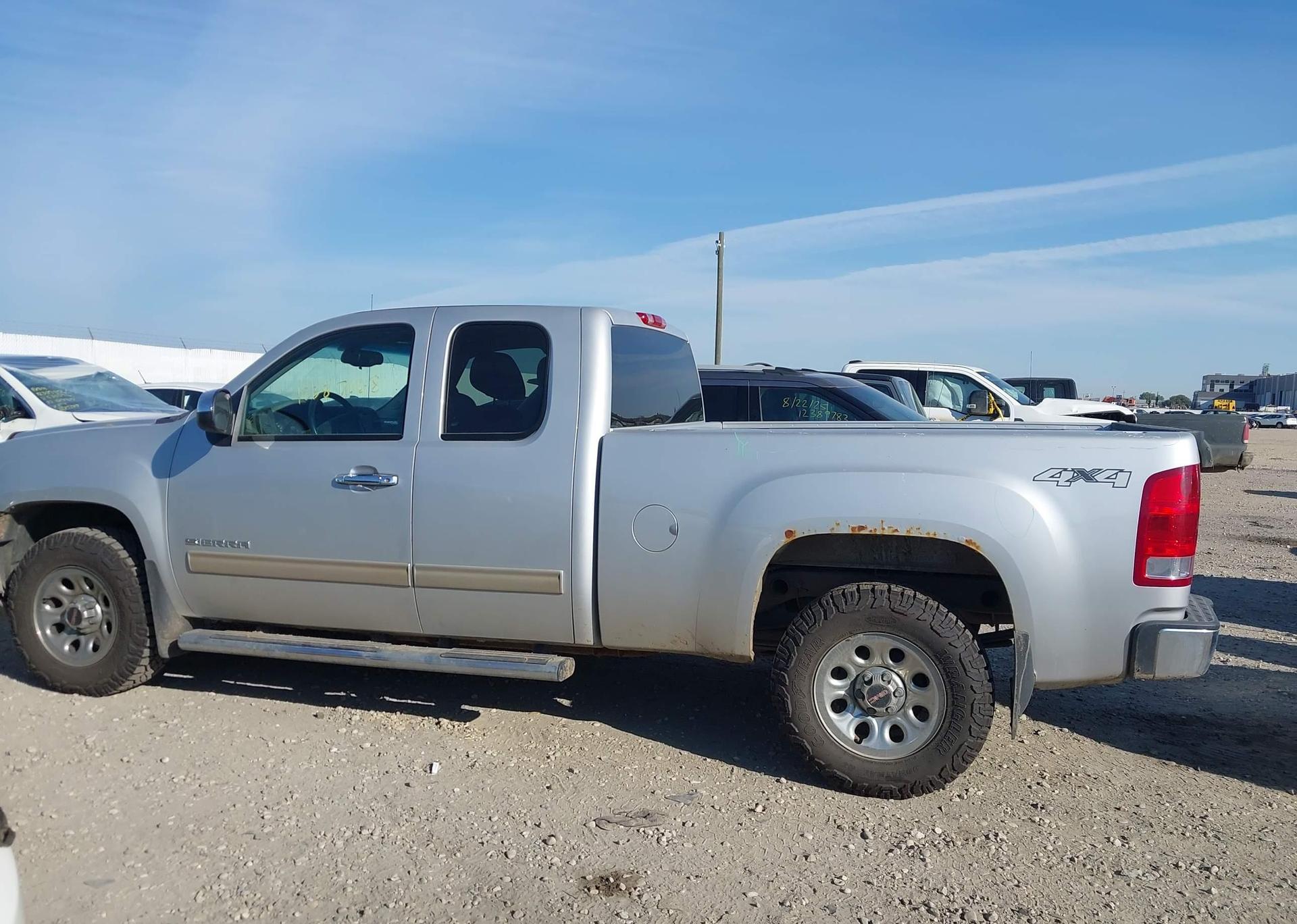 2013 GMC SIERRA K1500 SL
