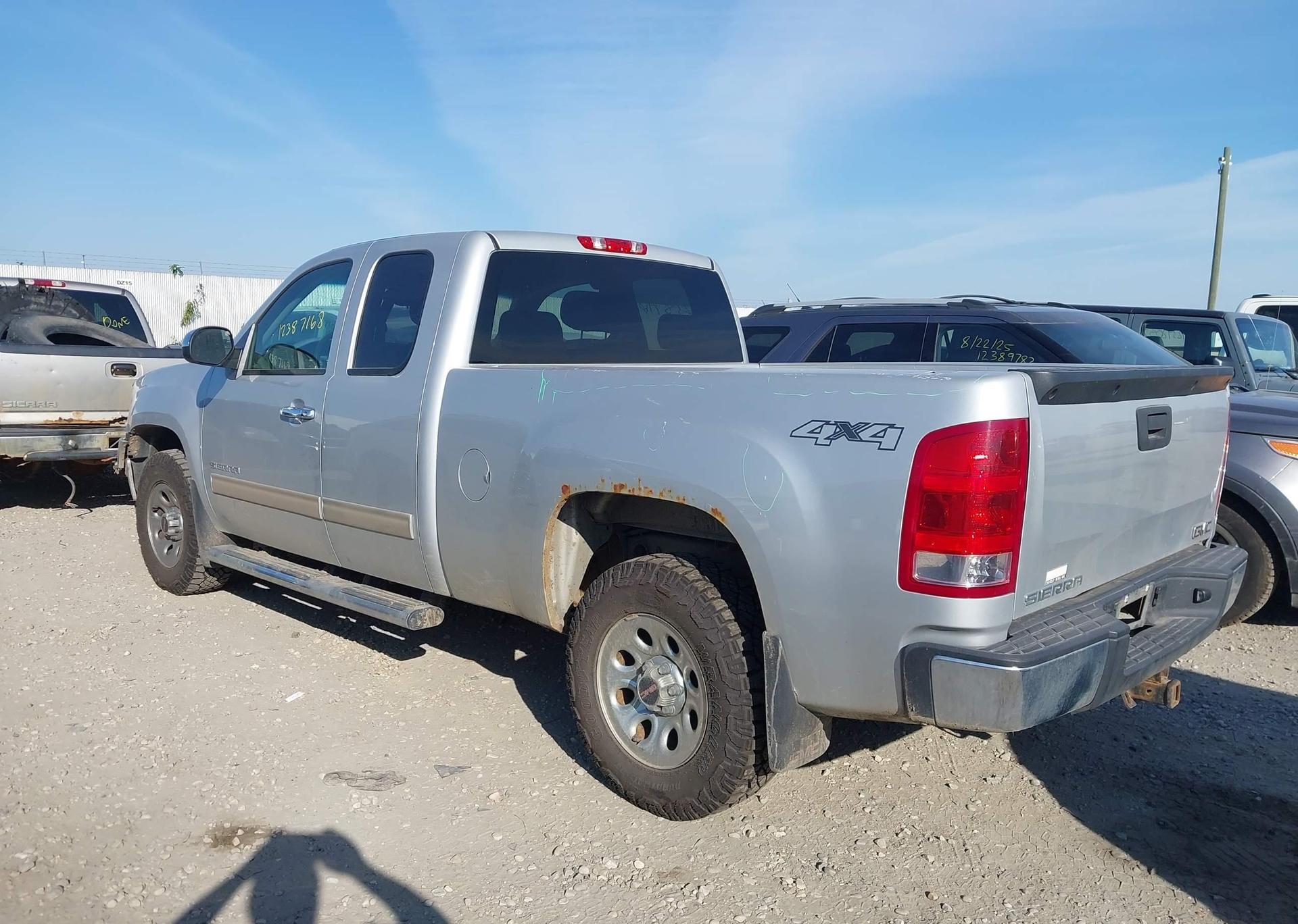 2013 GMC SIERRA K1500 SL