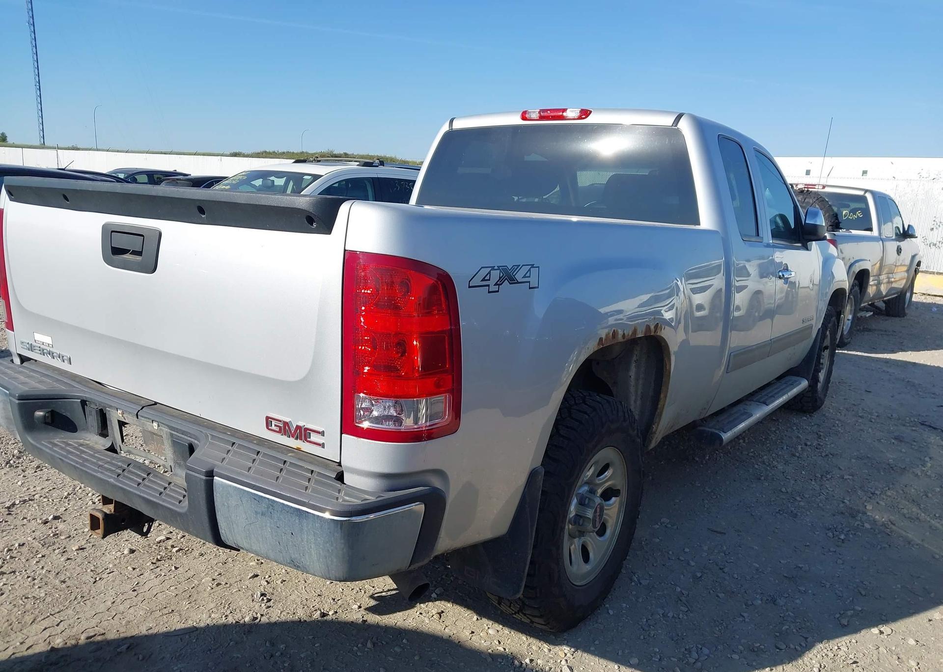 2013 GMC SIERRA K1500 SL