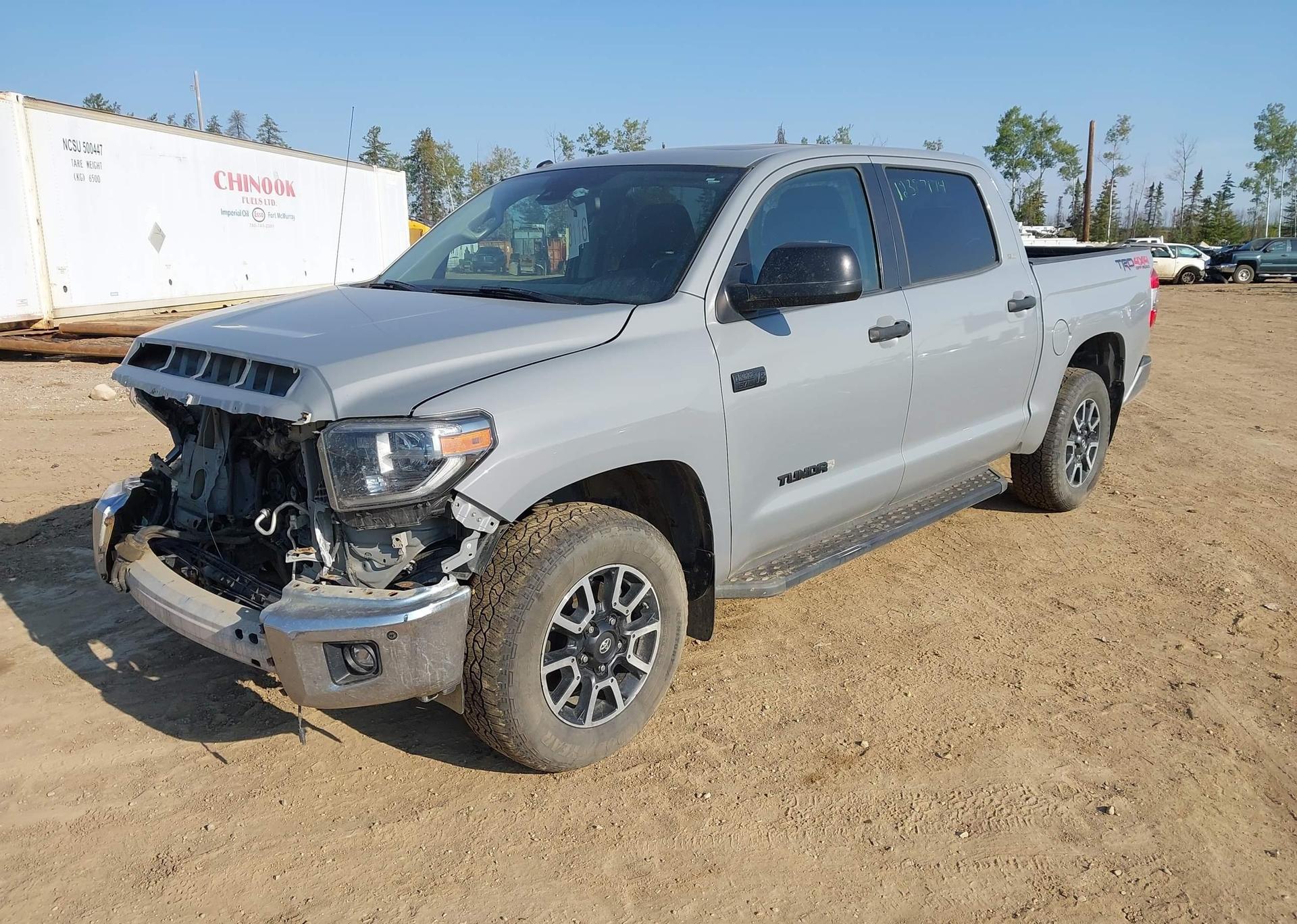 2018 TOYOTA TUNDRA CREWMAX SR5
