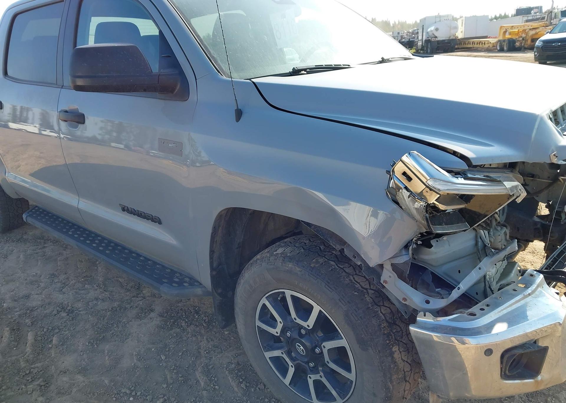 2018 TOYOTA TUNDRA CREWMAX SR5
