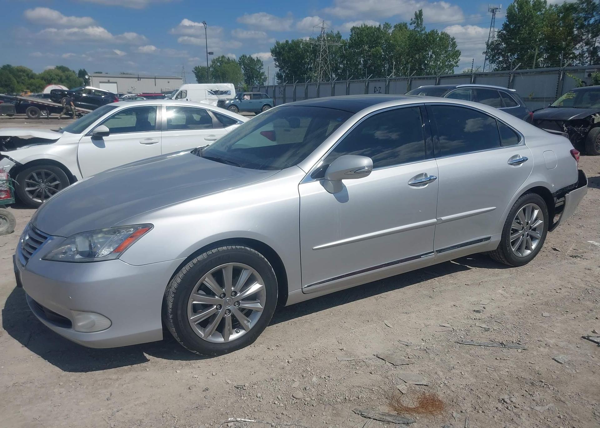 2011 LEXUS ES 350