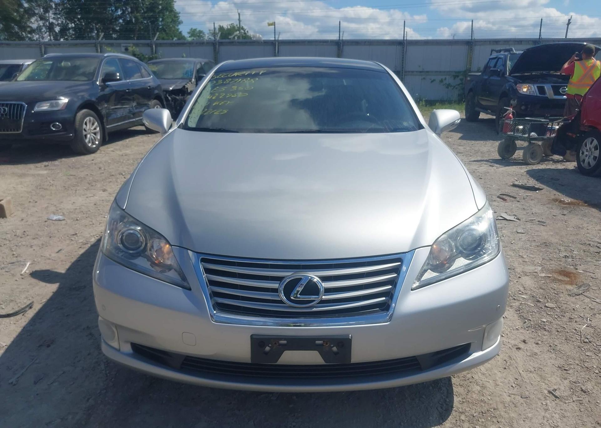 2011 LEXUS ES 350