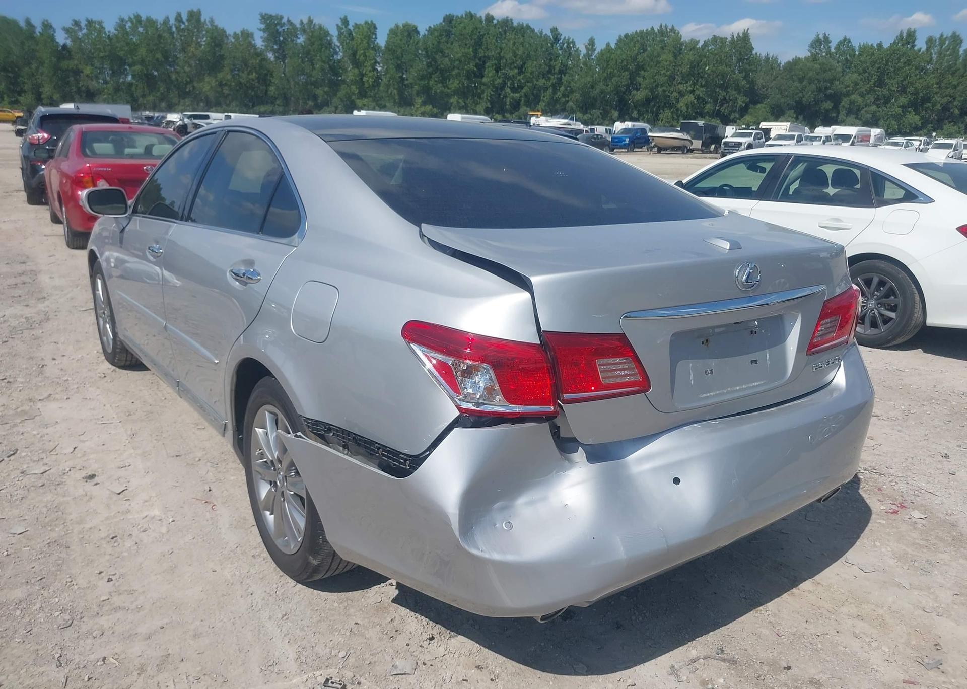 2011 LEXUS ES 350