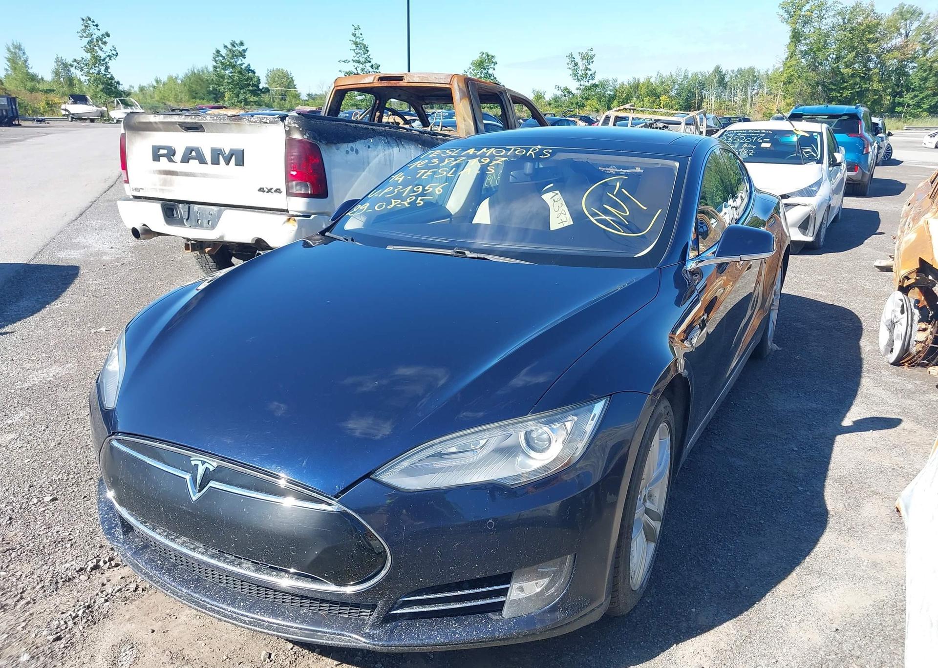 2014 TESLA MODEL S
