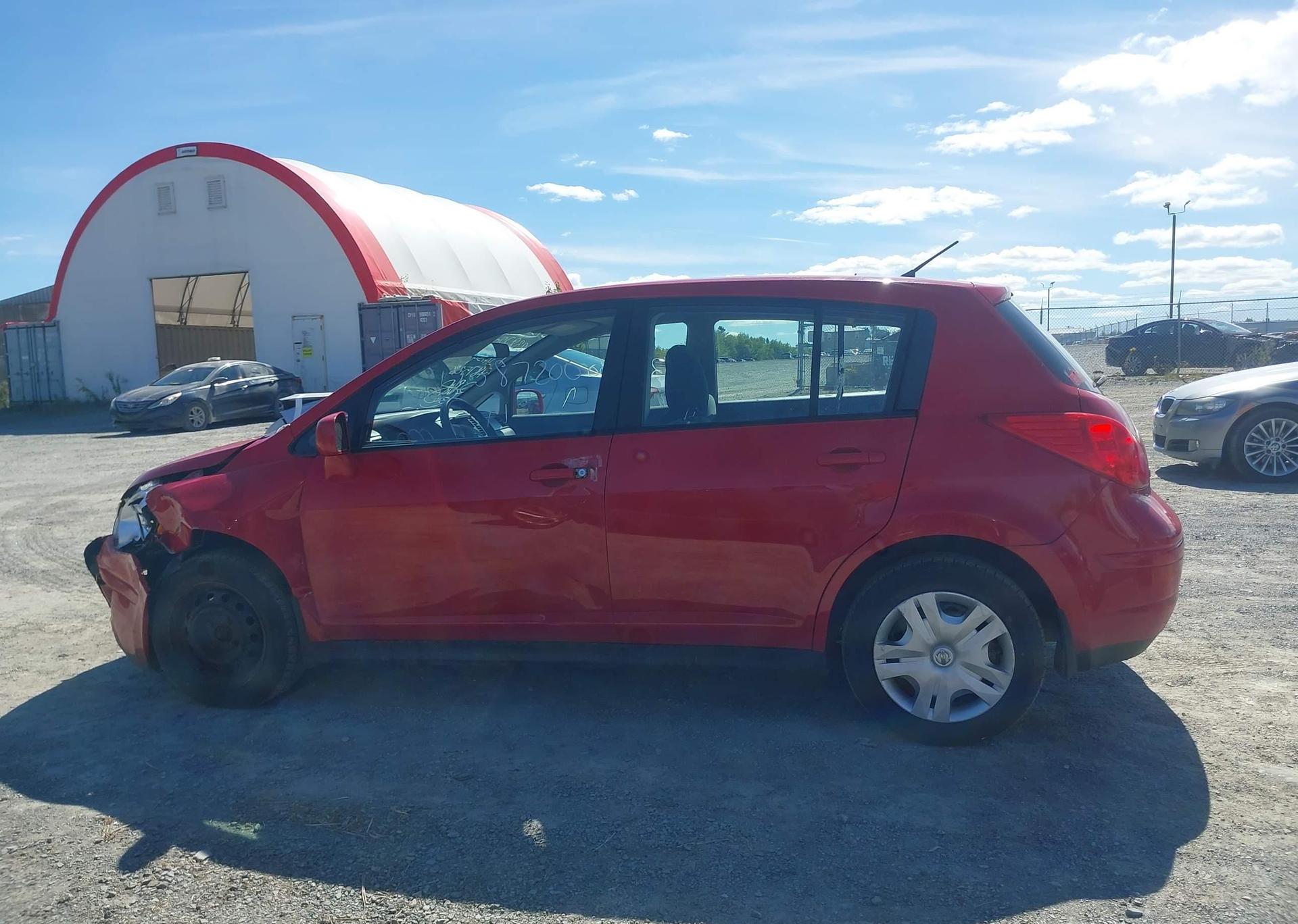 2011 NISSAN VERSA 1.8S
