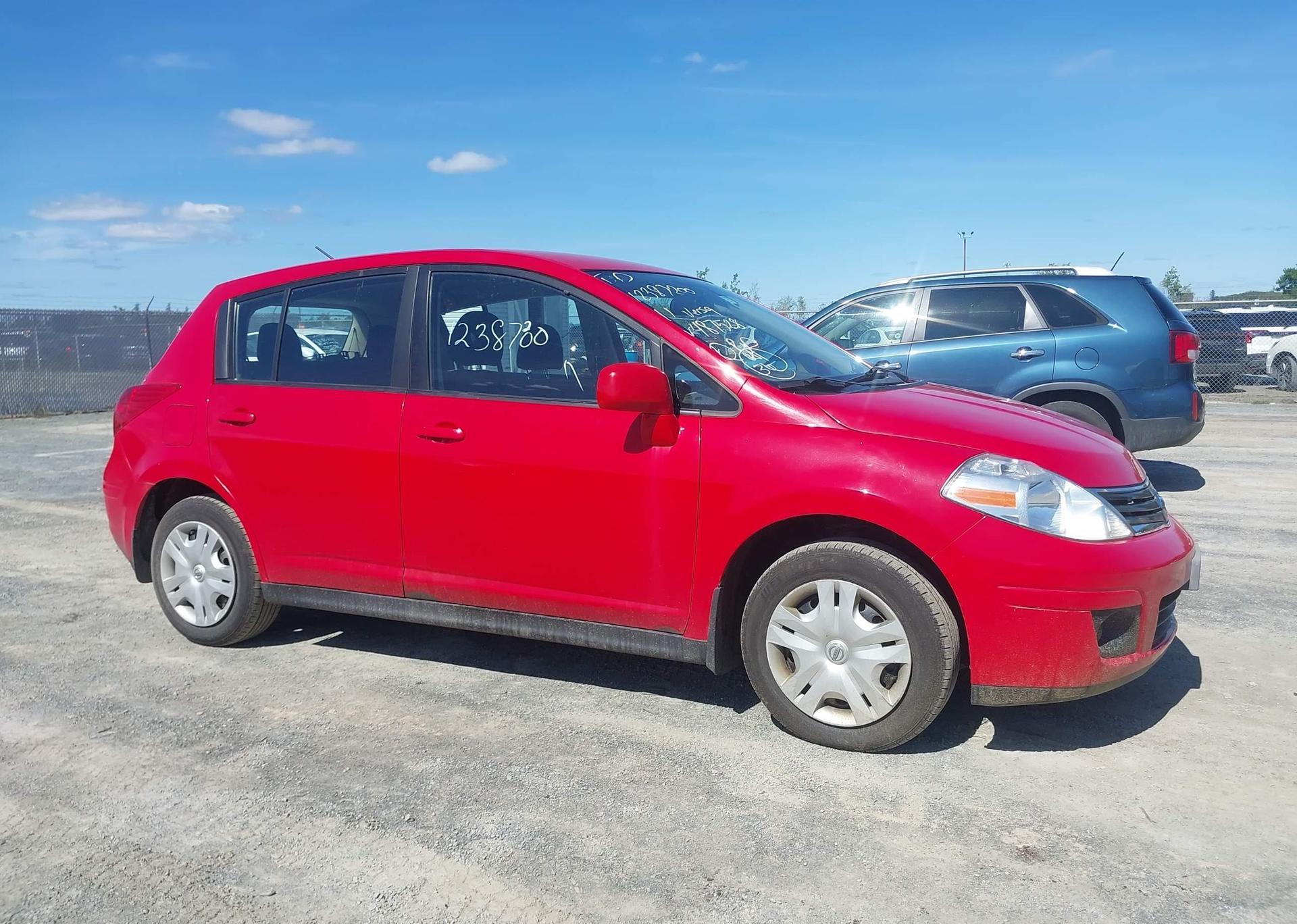 2011 NISSAN VERSA 1.8S