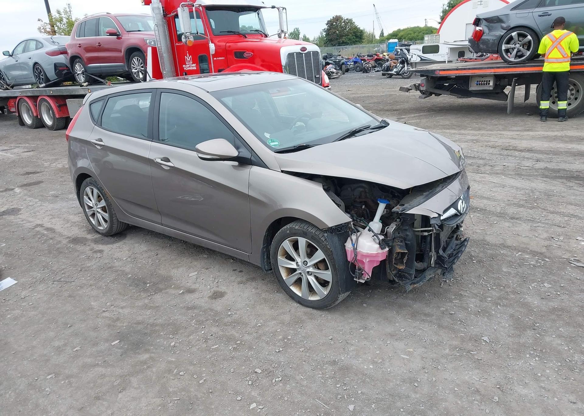 2013 HYUNDAI ACCENT GLS