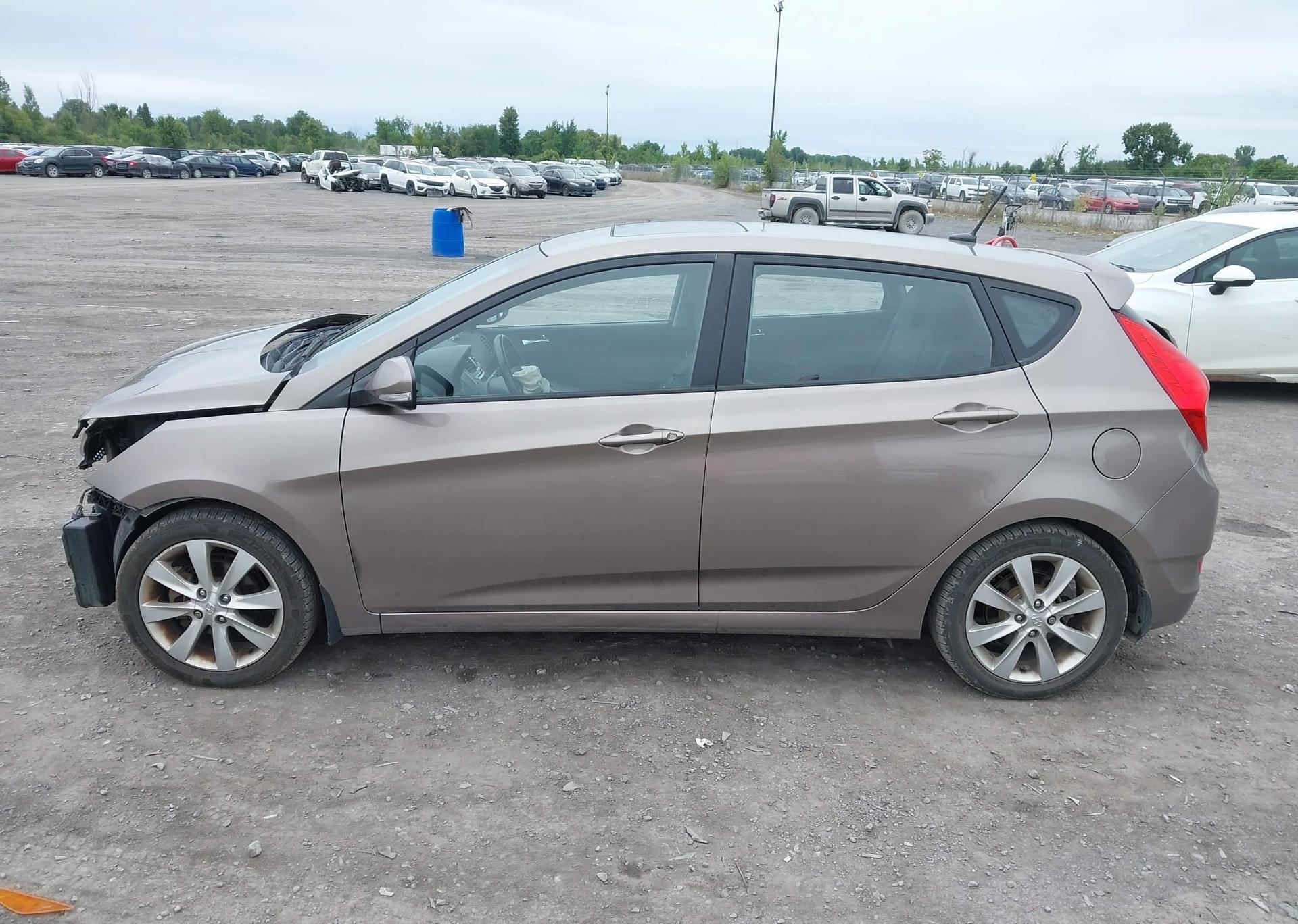 2013 HYUNDAI ACCENT GLS