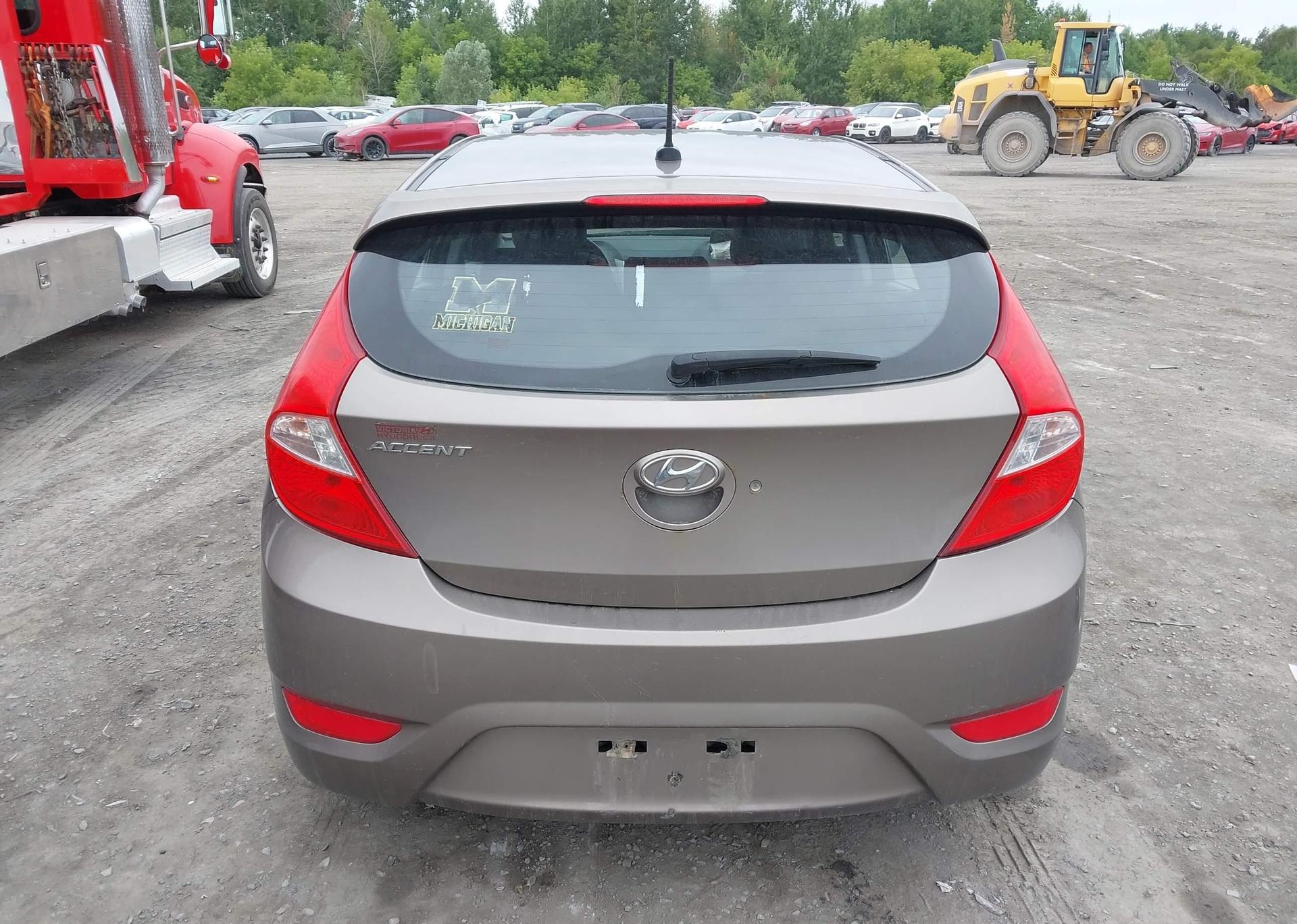 2013 HYUNDAI ACCENT GLS